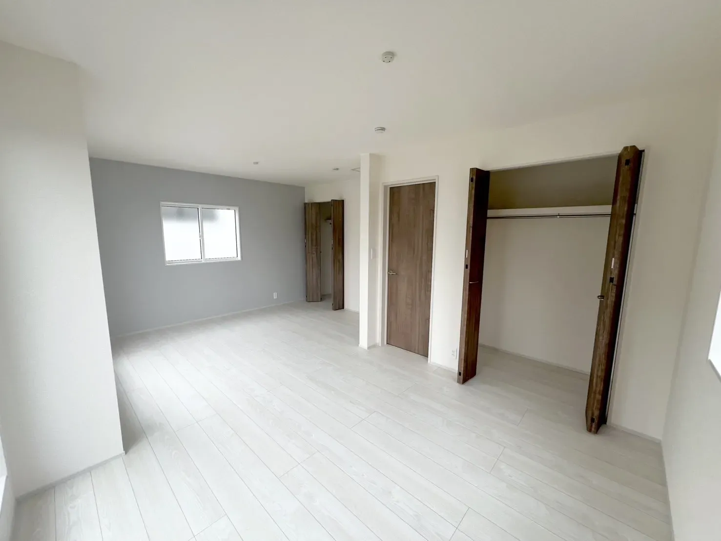 【2号棟】6.0帖×5.25帖洋室