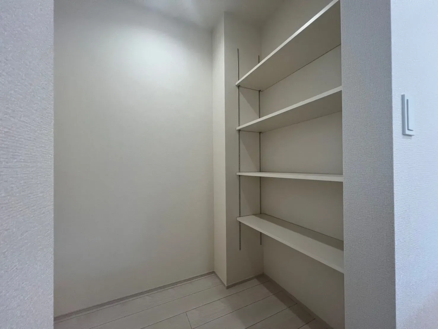 【2号棟】パントリー