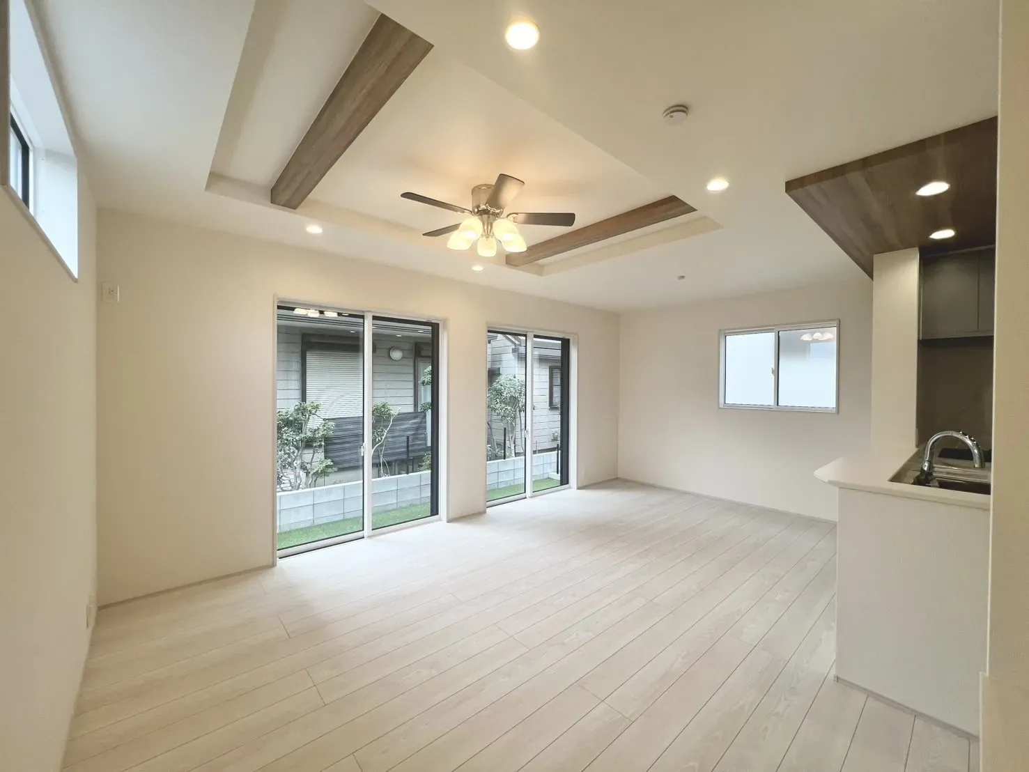 【2号棟】リビングダイニング