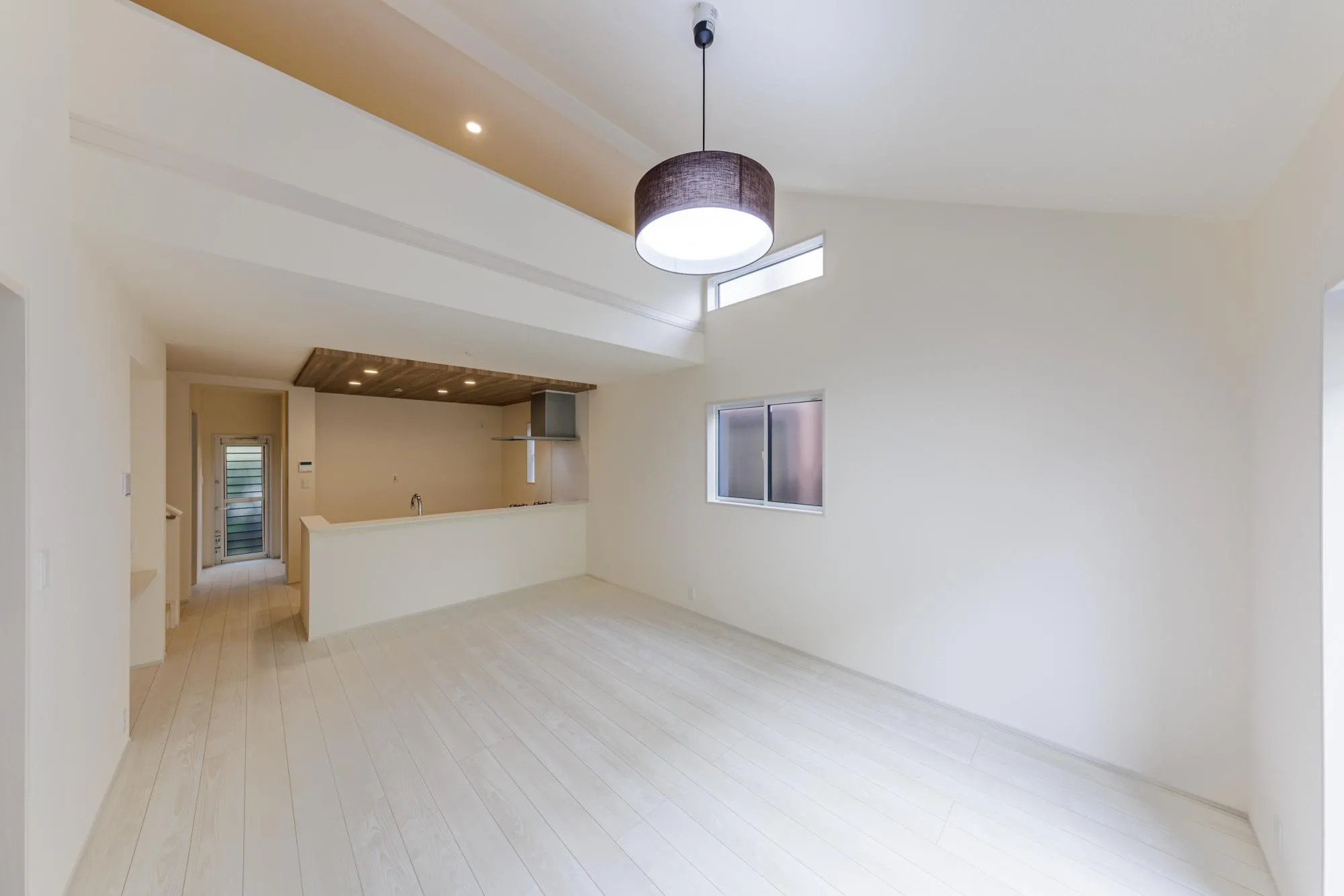 リビングダイニング