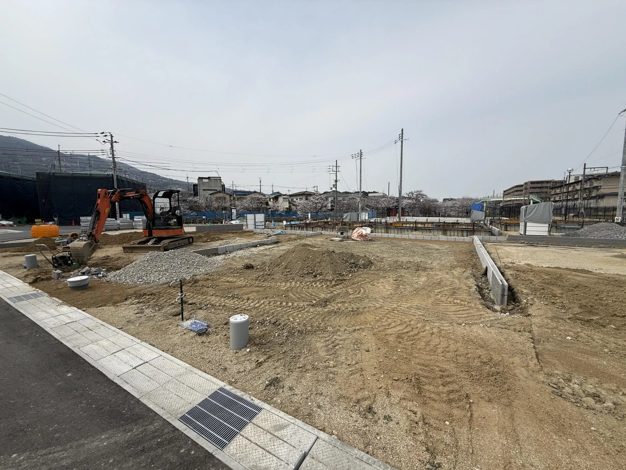 近鉄生駒線「菜畑」駅まで徒歩7分