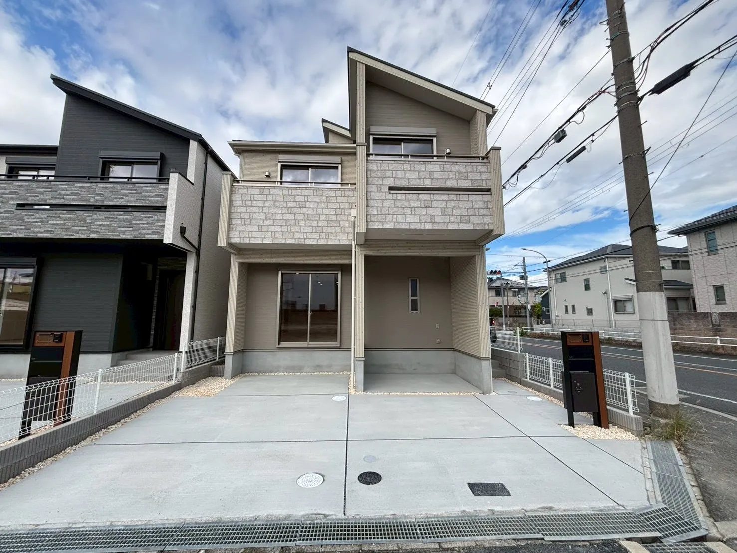 【外観 | 2号棟】