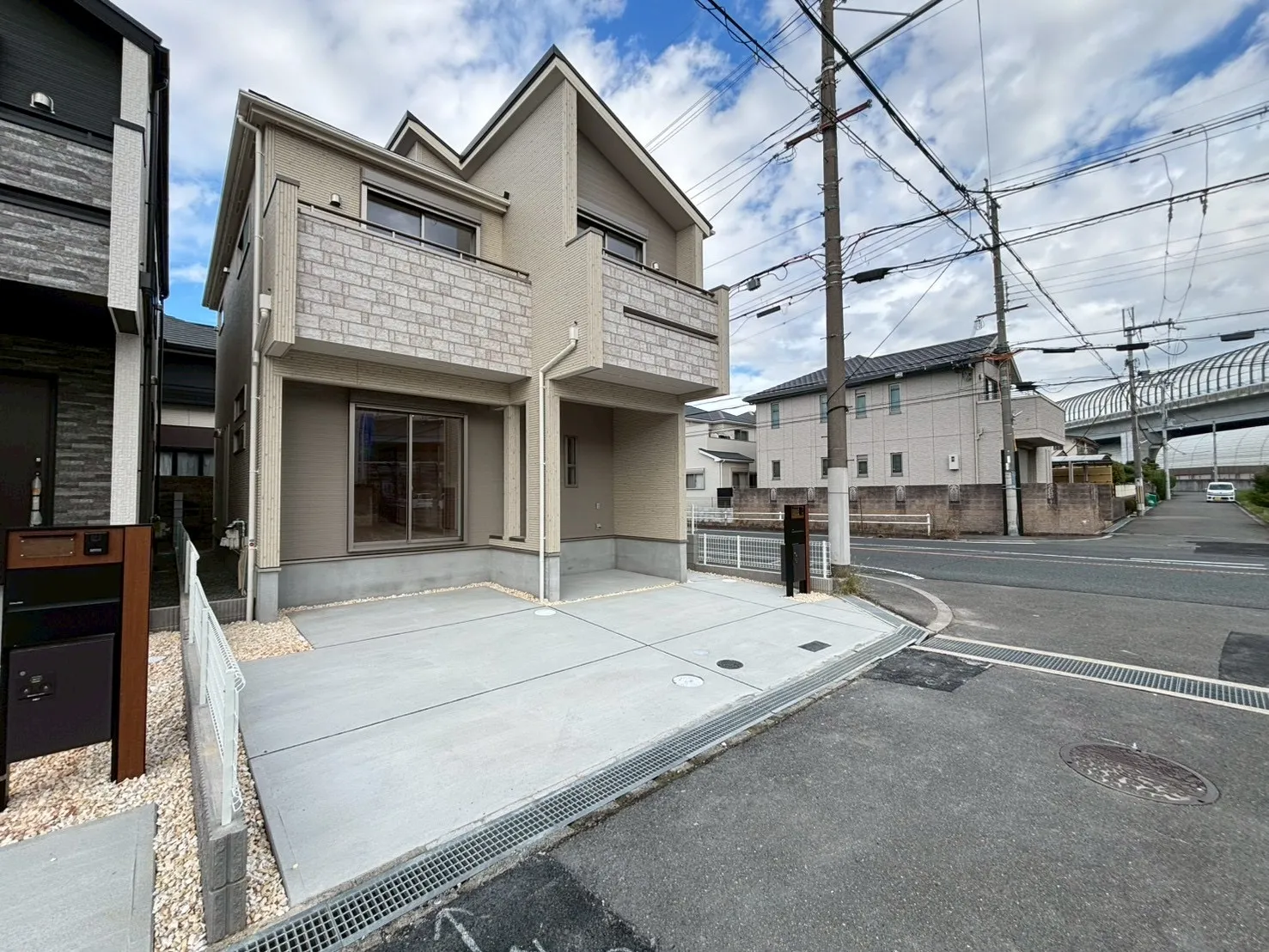 【外観 | 2号棟】