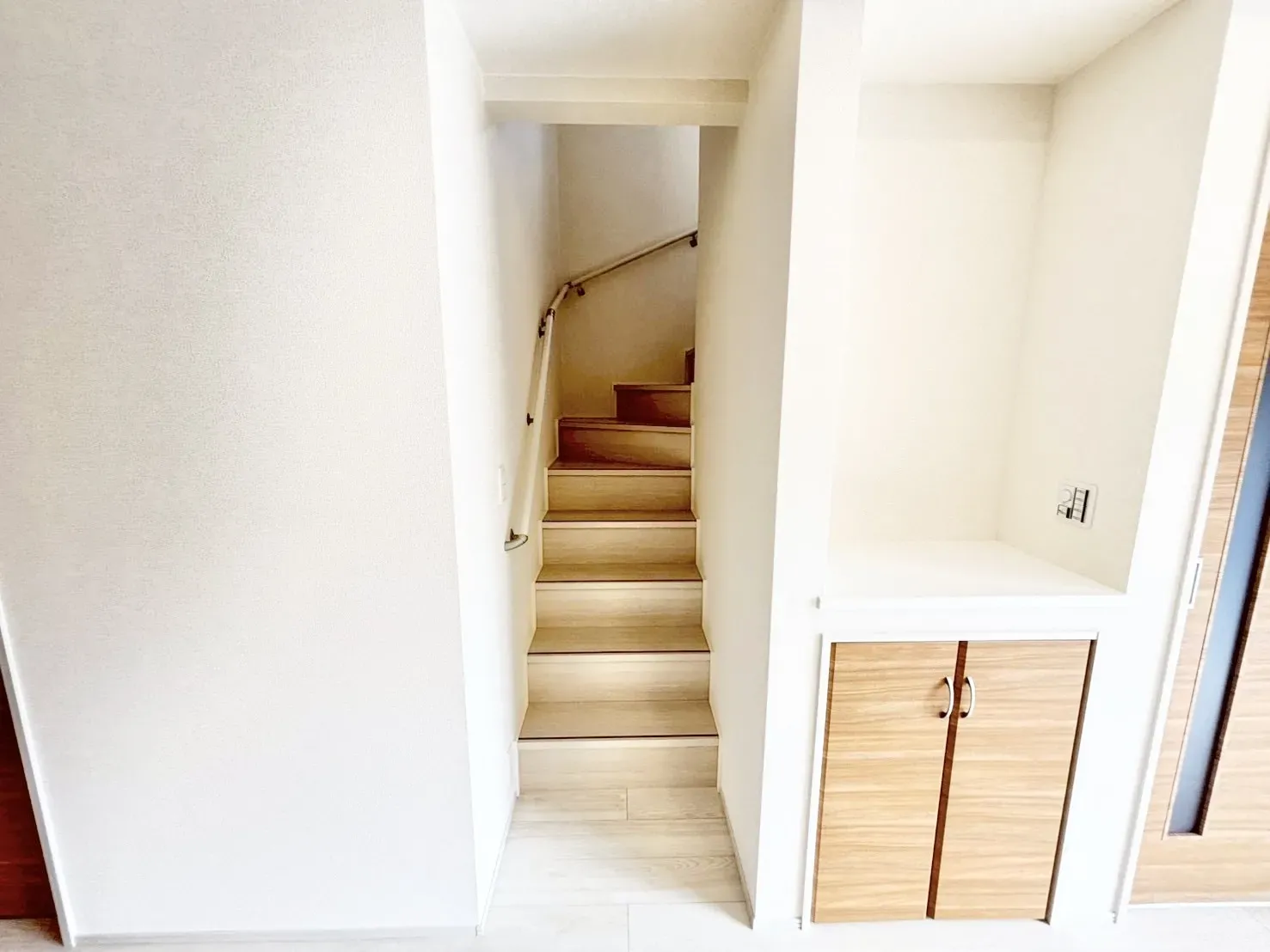 【リビングイン階段 | 2号棟】