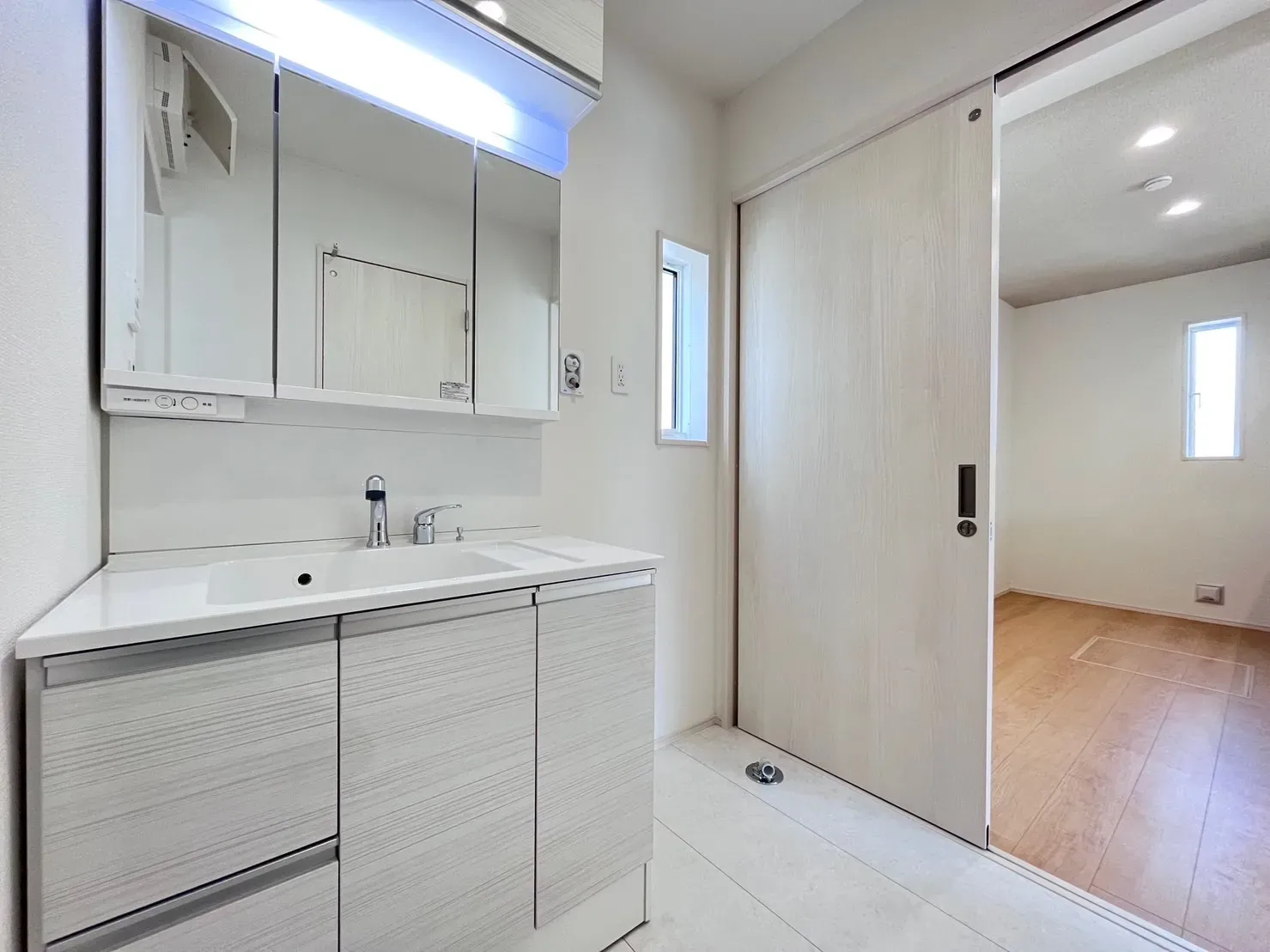 洗面室(③号棟)