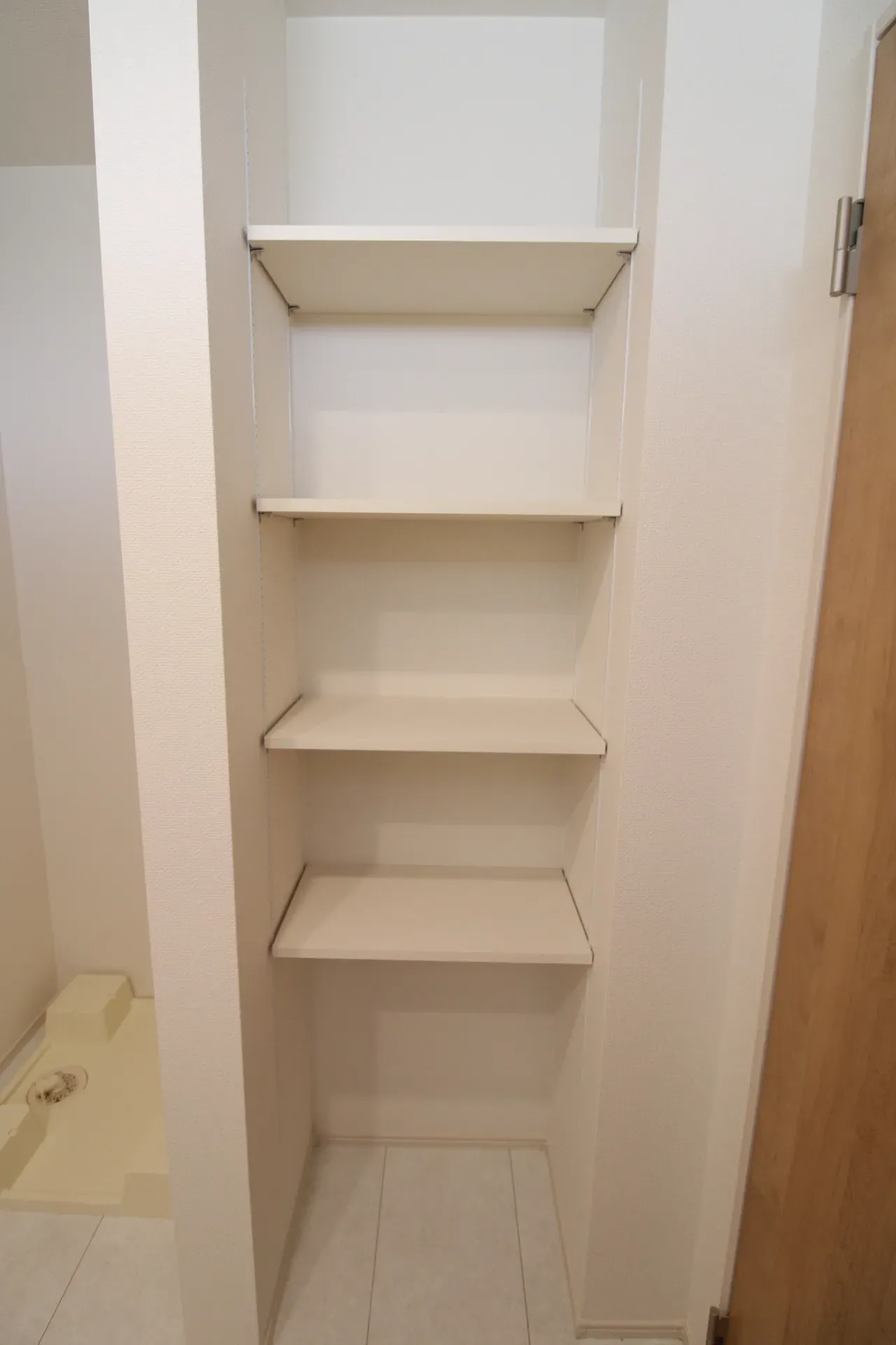 洗面所可動棚