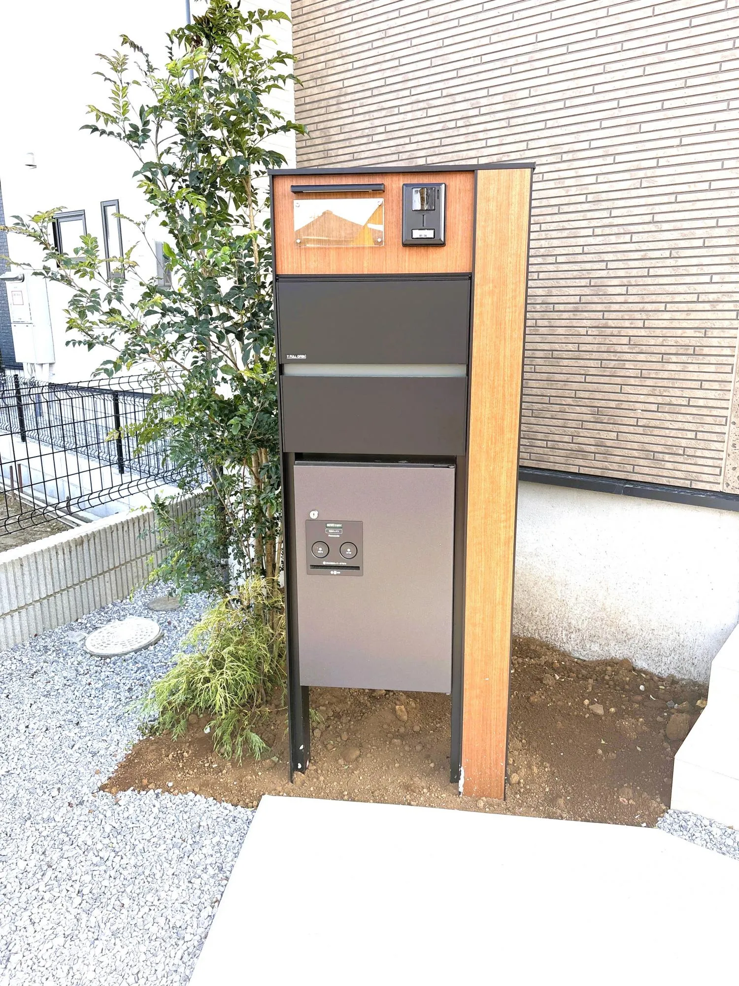 1号棟　宅配ボックス