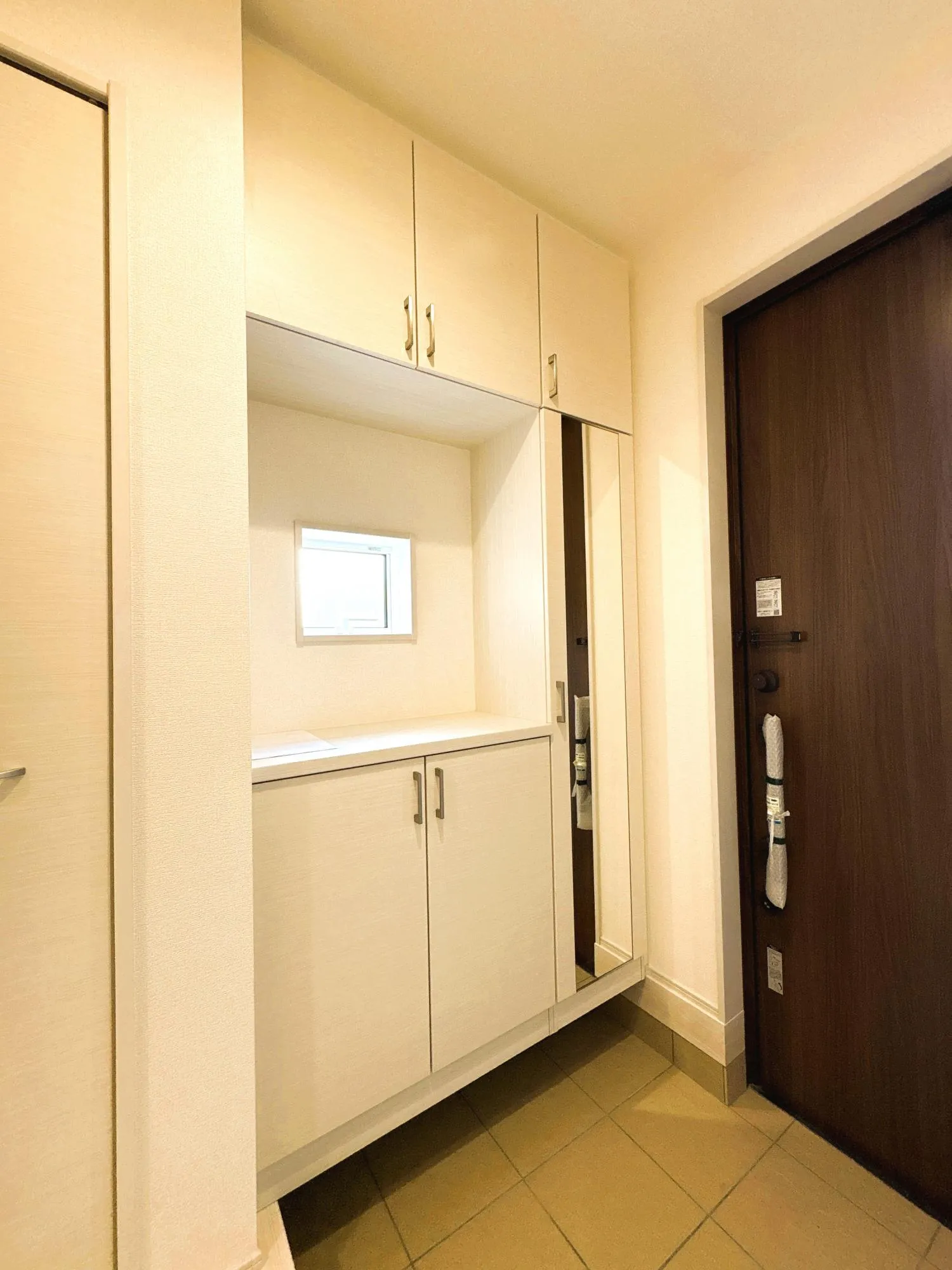 1号棟　玄関収納
