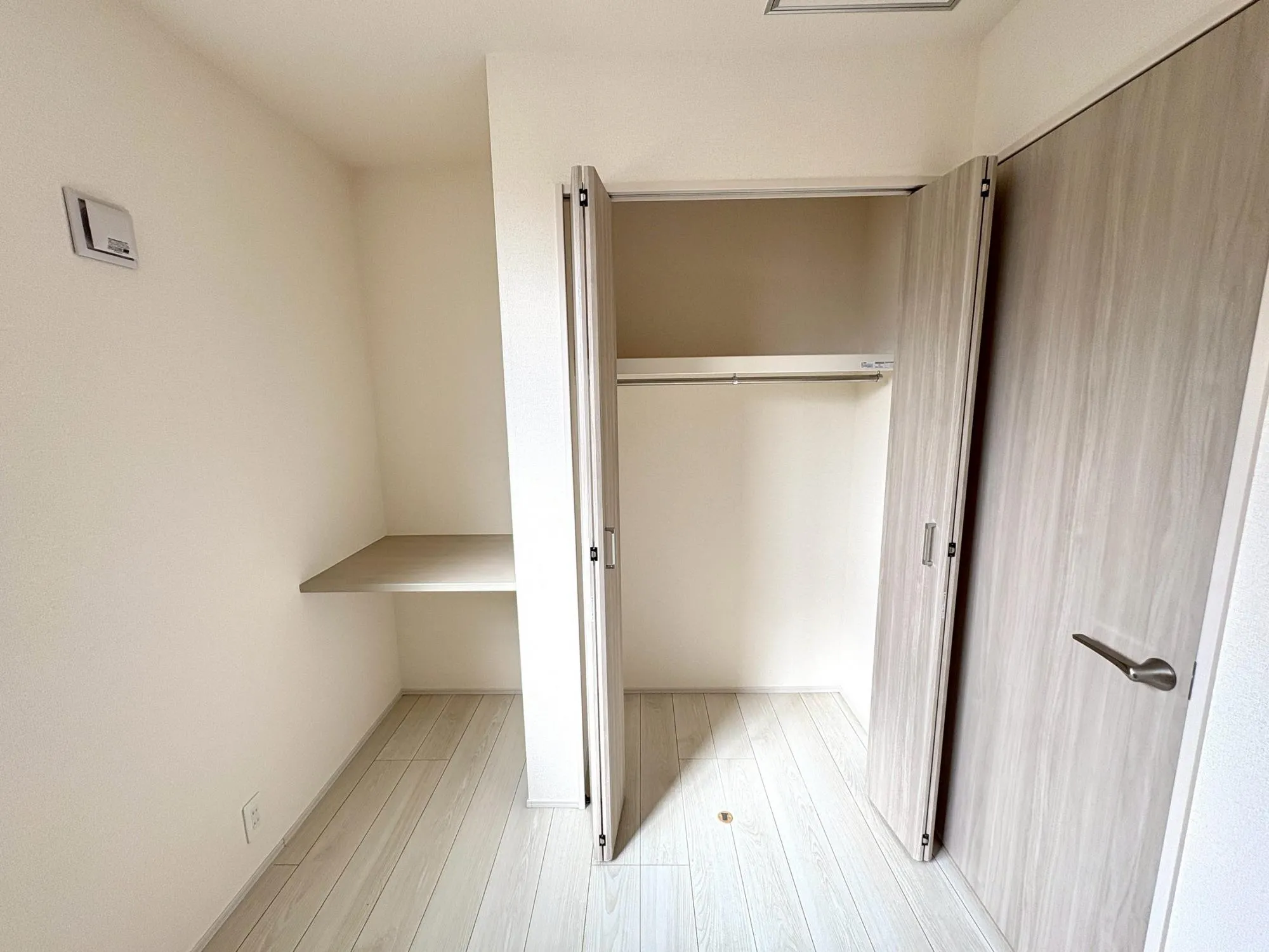 【1号棟】収納付き