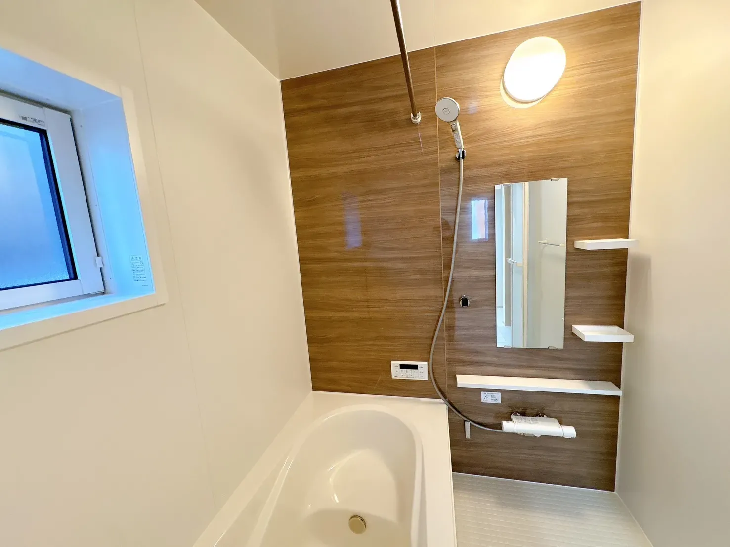 【浴室】乾燥・冷暖房付きです