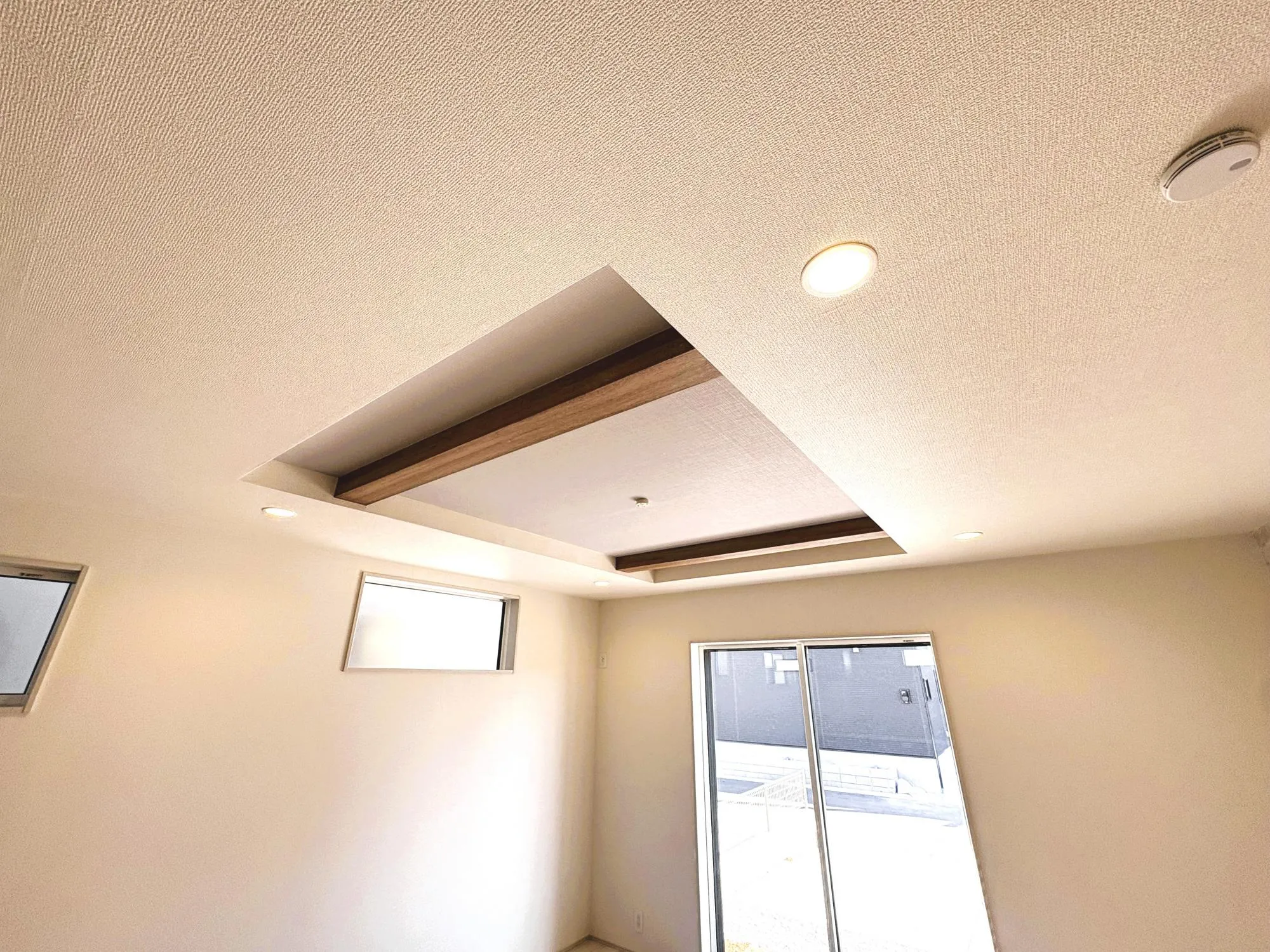 2号棟　折上天井