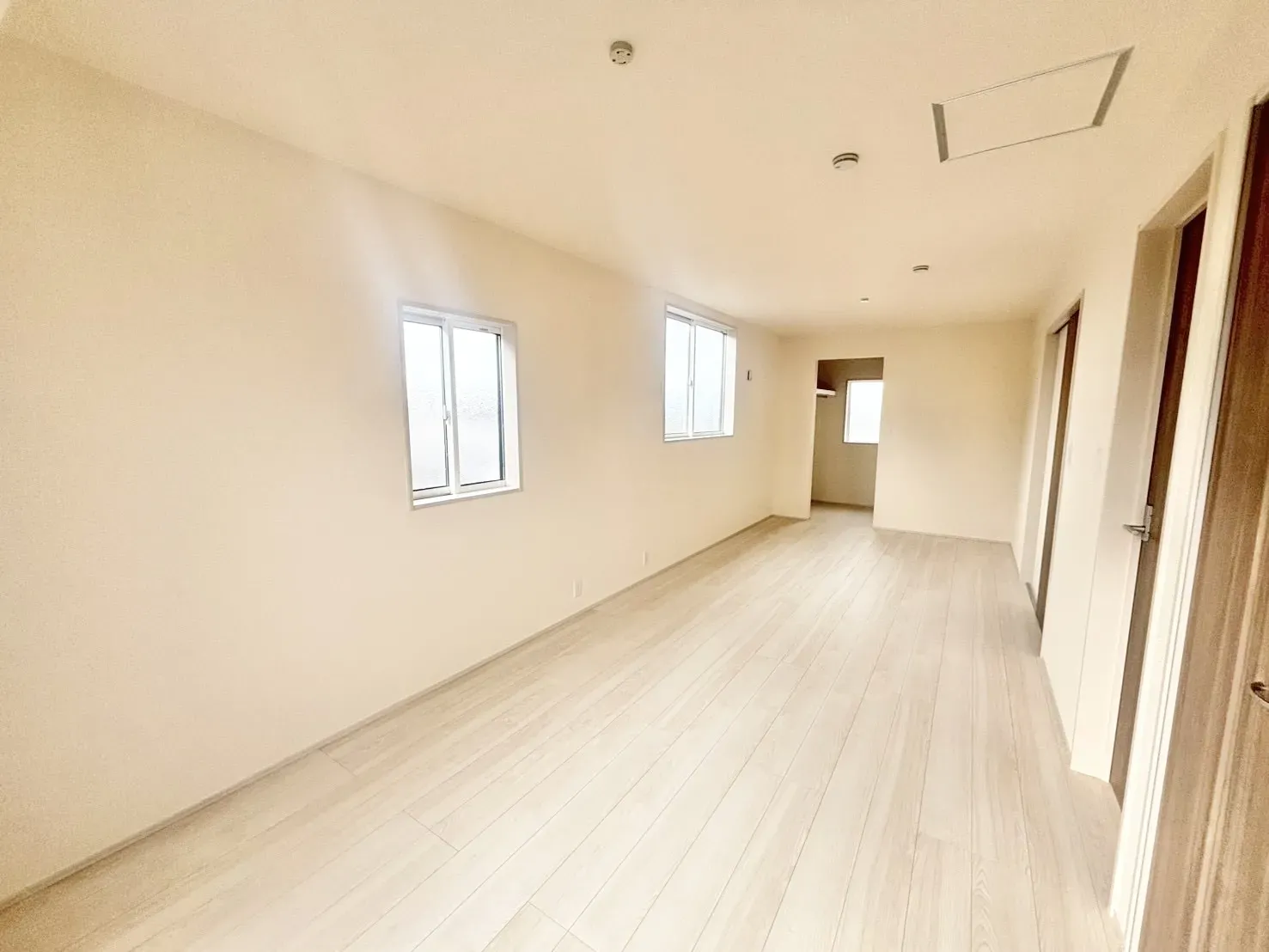 【洋室6.0帖+6.0帖 | ①号棟】