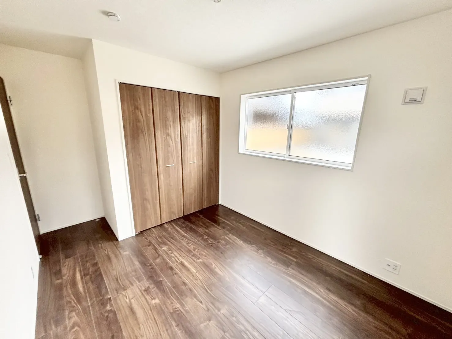 【洋室5.25帖 | ②号棟】