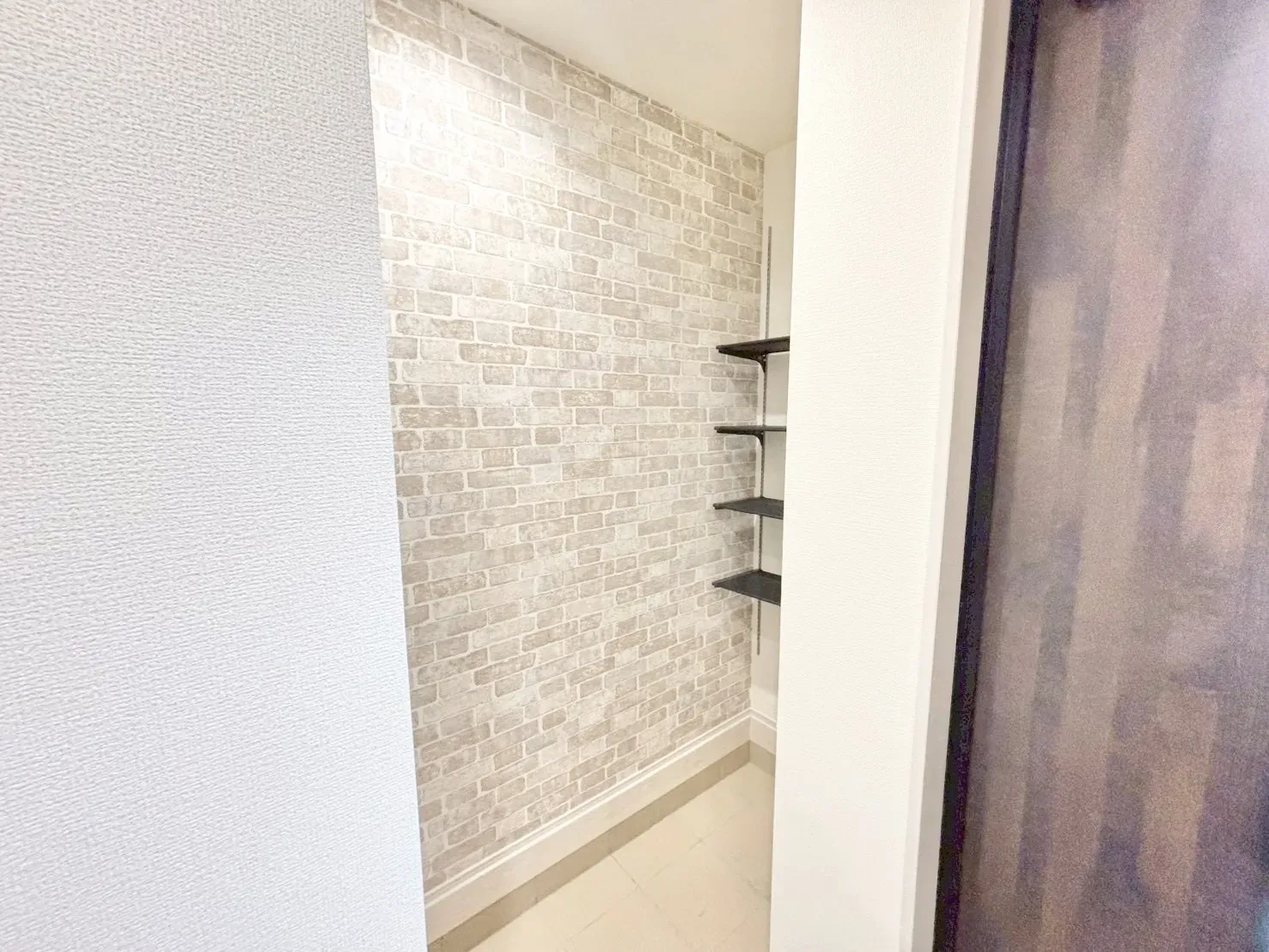 【玄関土間収納 | ④号棟】