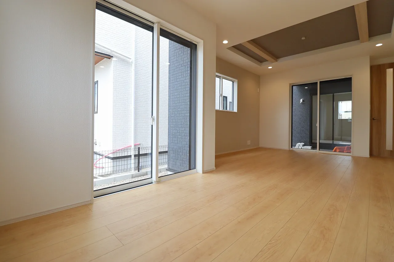 ①号棟　LDK(16.5帖)