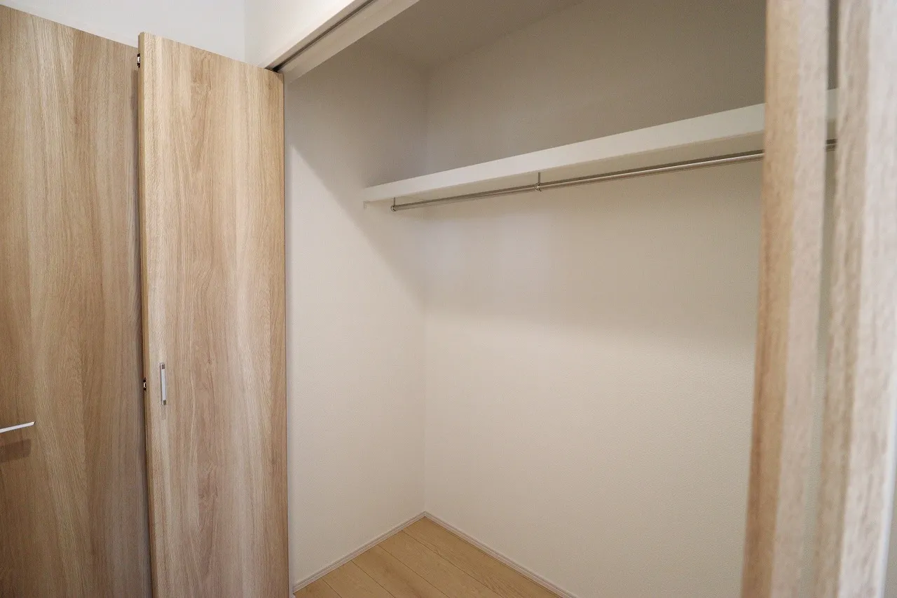 ①号棟　洋室A　収納