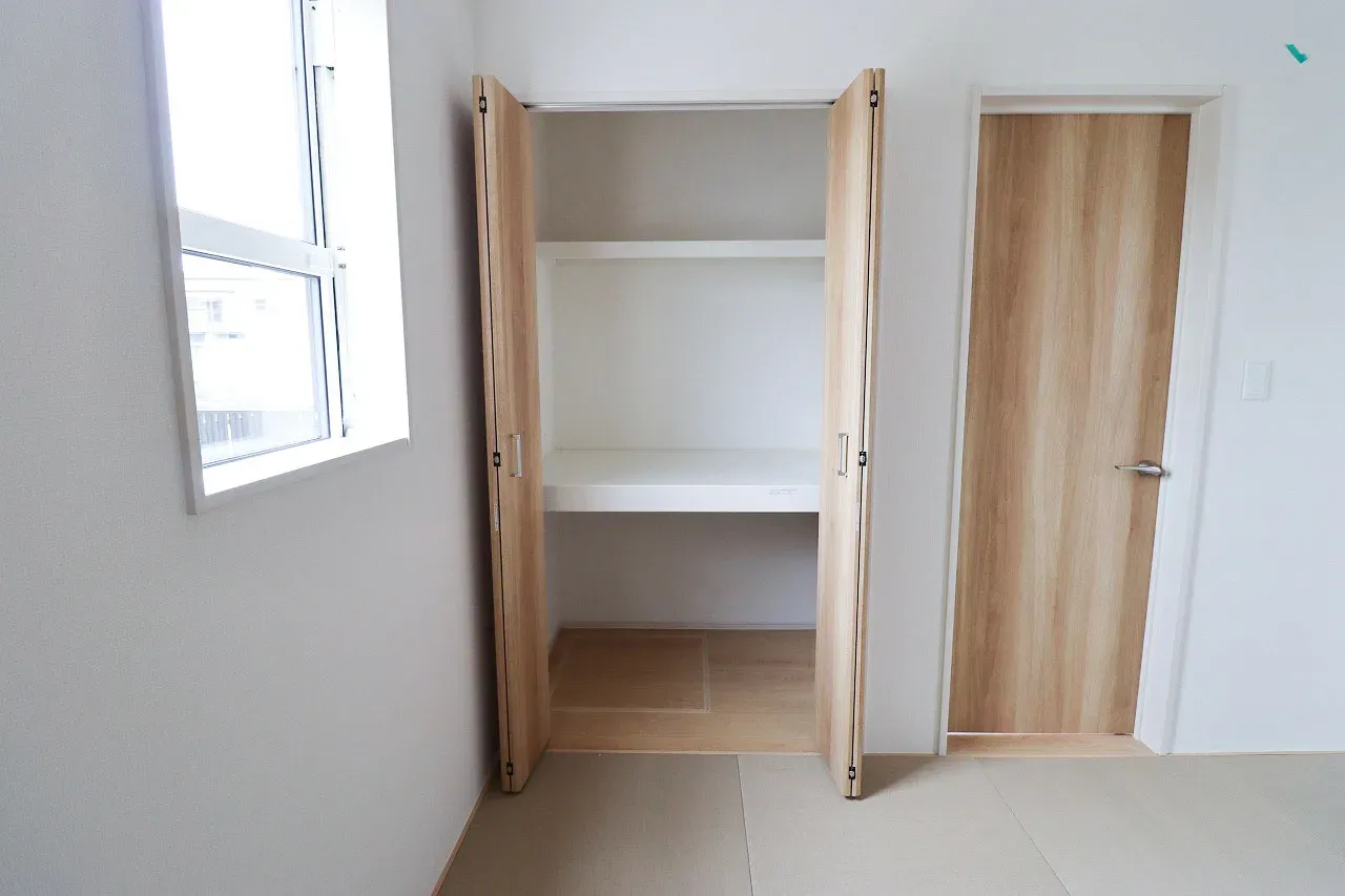 ①号棟　和室　収納