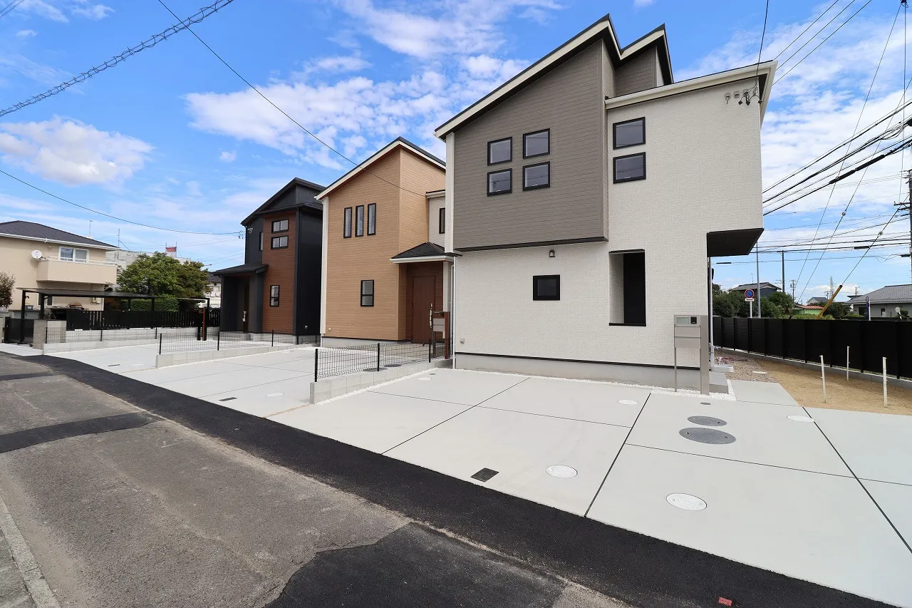 ①②③号棟　外観写真