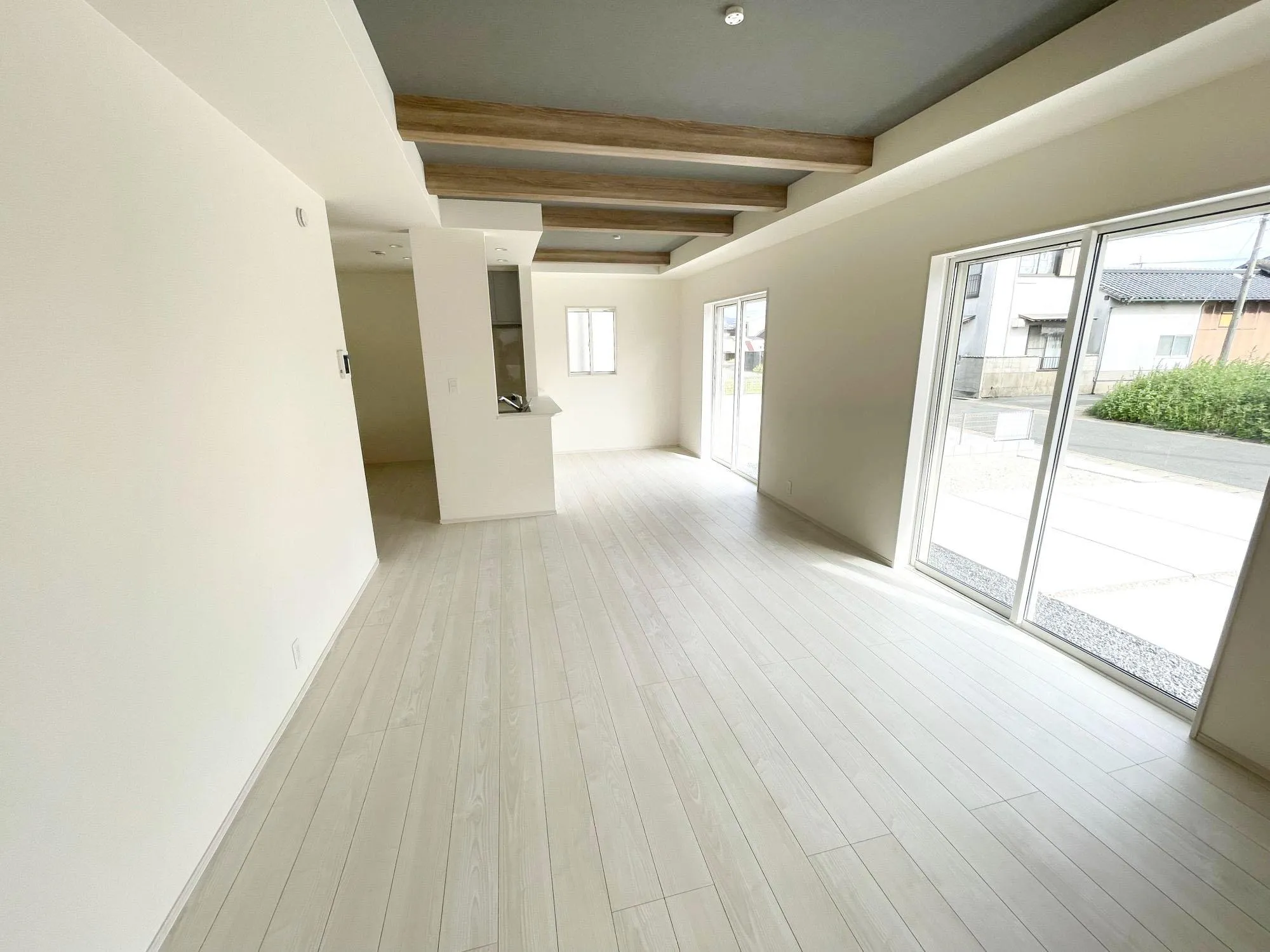 2号棟リビングダイニング