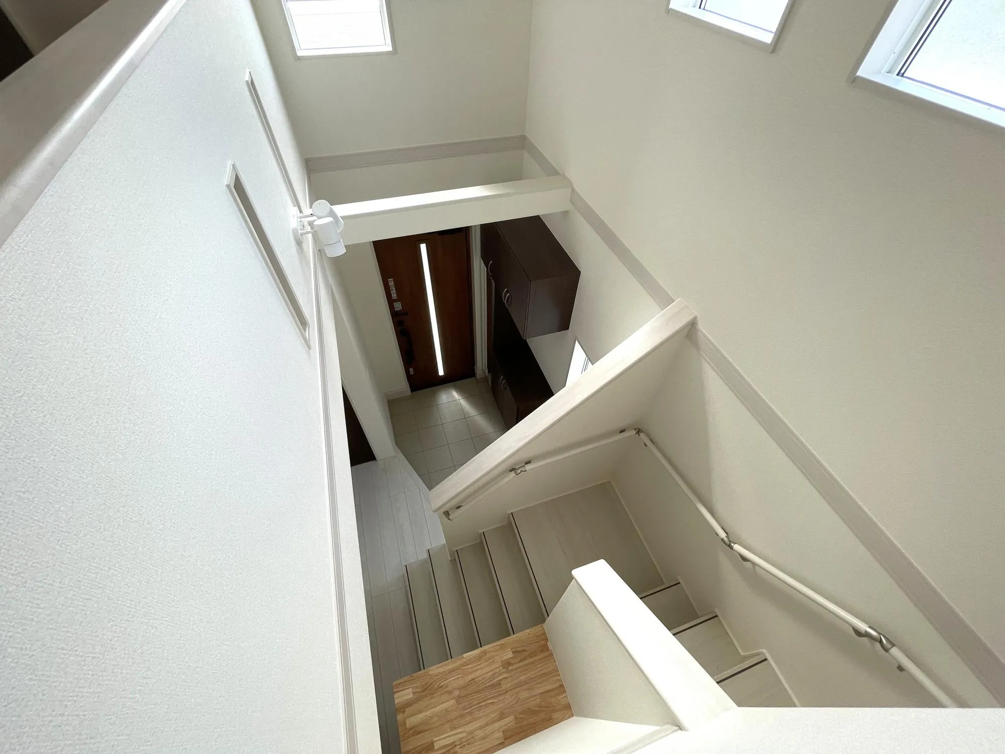 2号棟玄関吹抜け