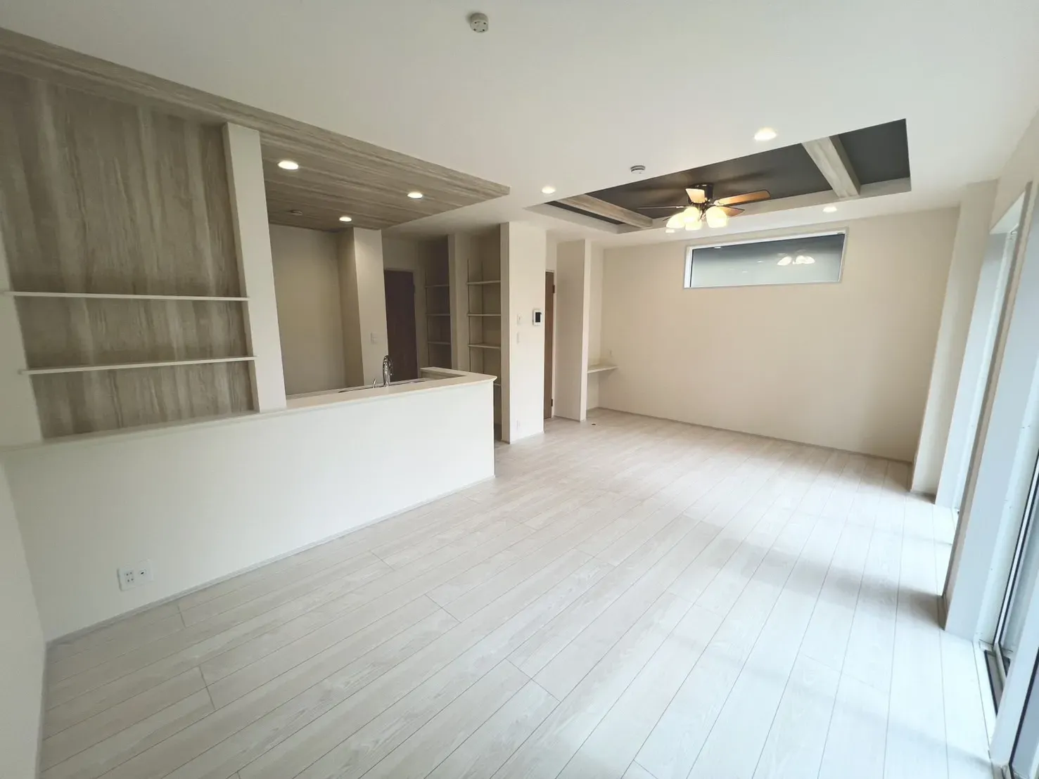 【2号棟】リビングダイニング