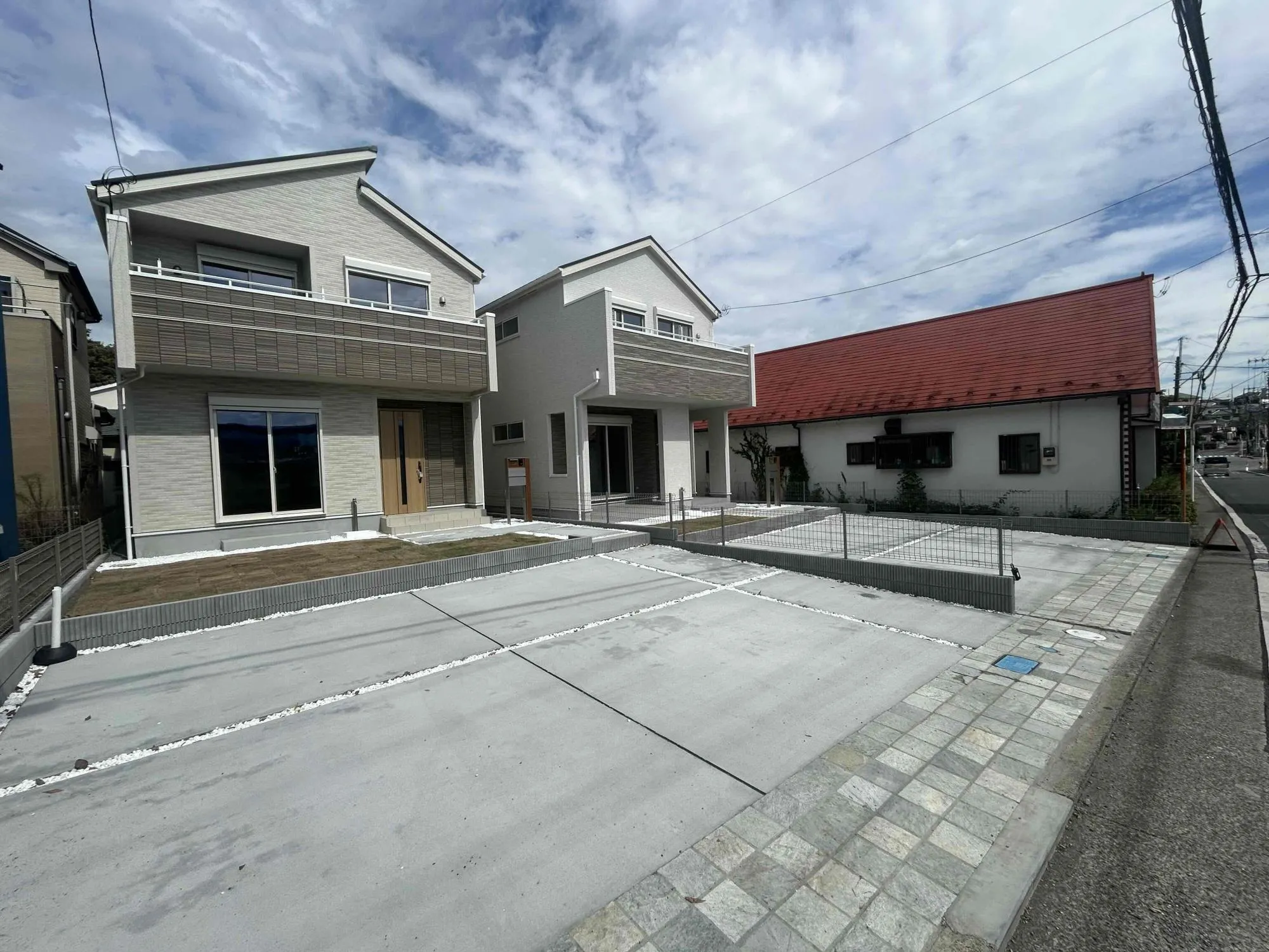 販売現地
小田急江ノ島線「高座渋谷」駅まで徒歩圏の新築戸建てが誕生いたします!
資料等ご希望あればお気軽にお問い合わせください。