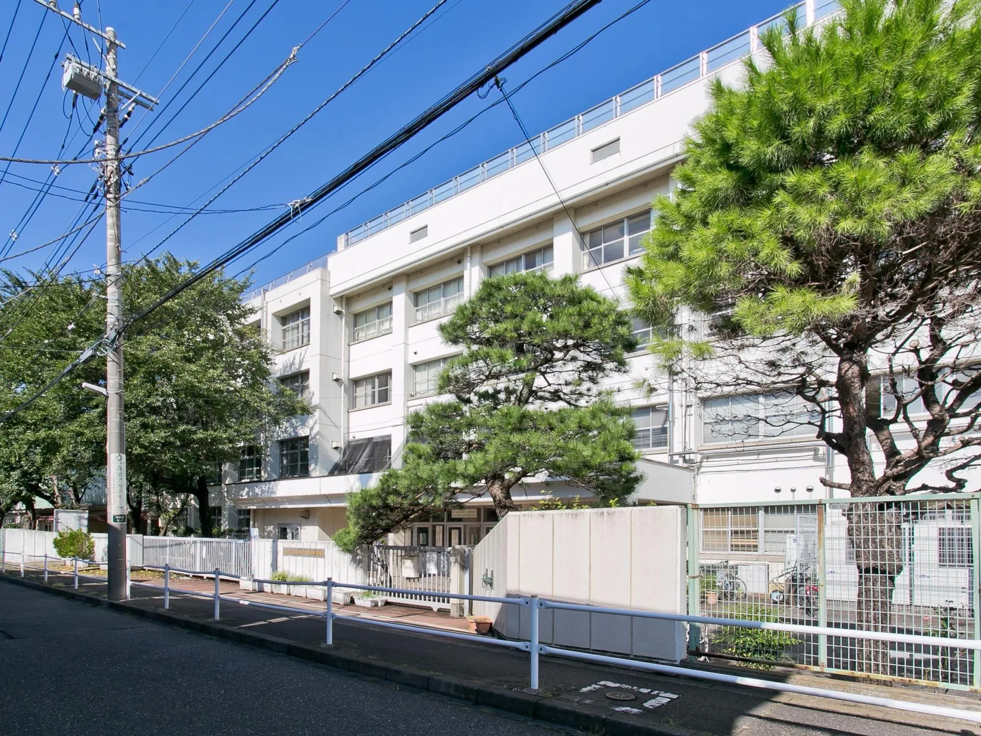 東久留米市立中央中学校