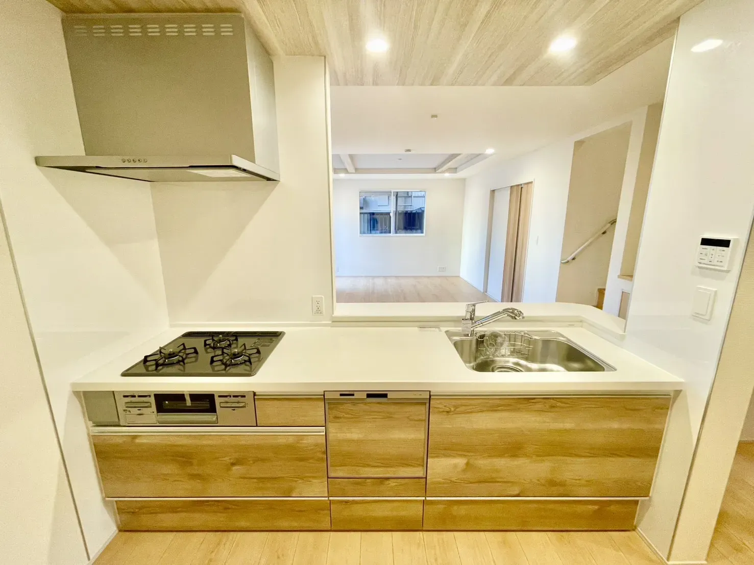 【2号棟:キッチン】