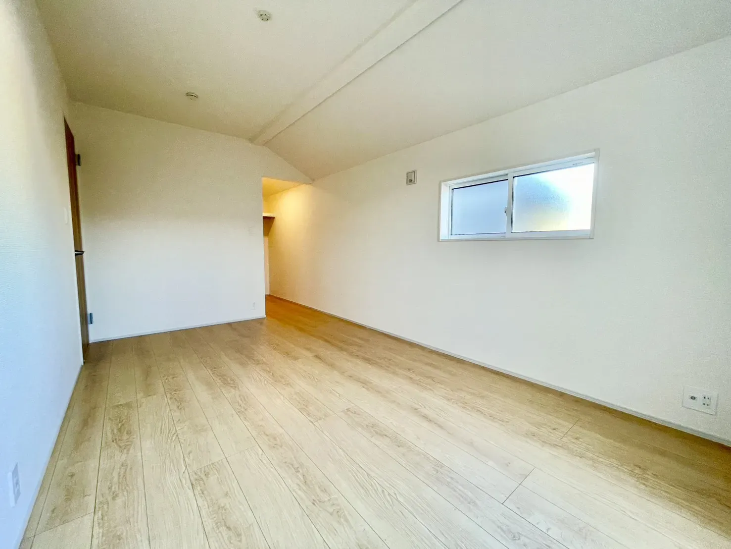 【2号棟:洋室7.5帖】