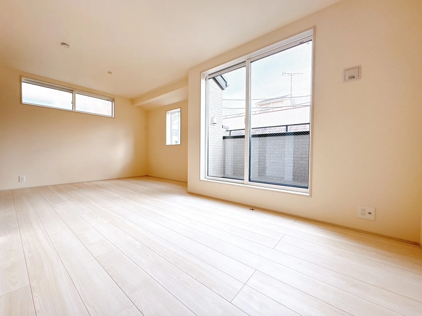 【主寝室】2つの部屋にアレンジできるフレキシブルルーム