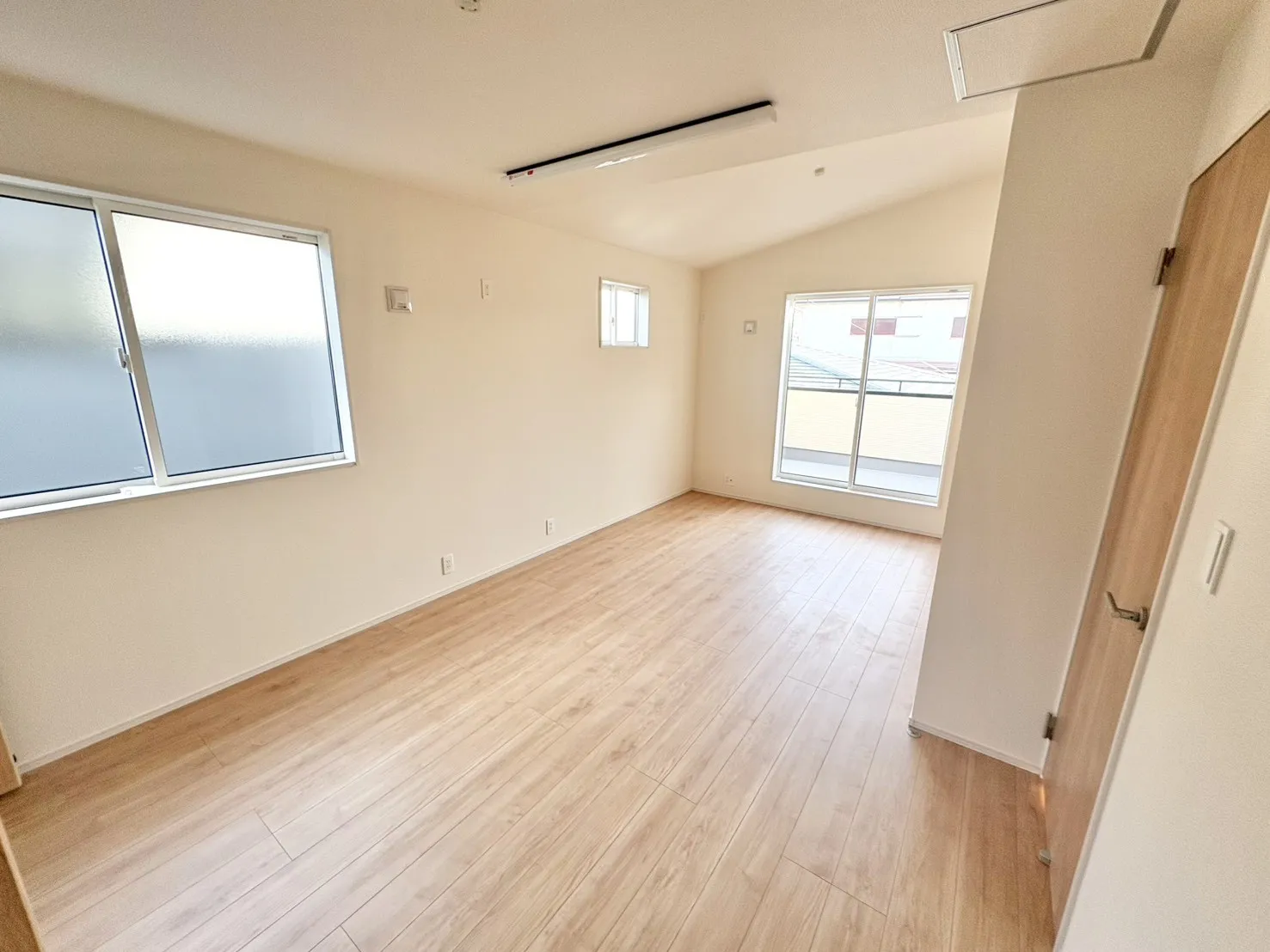 ☆1号棟　可変型間取り(5.25畳+5.25畳)☆