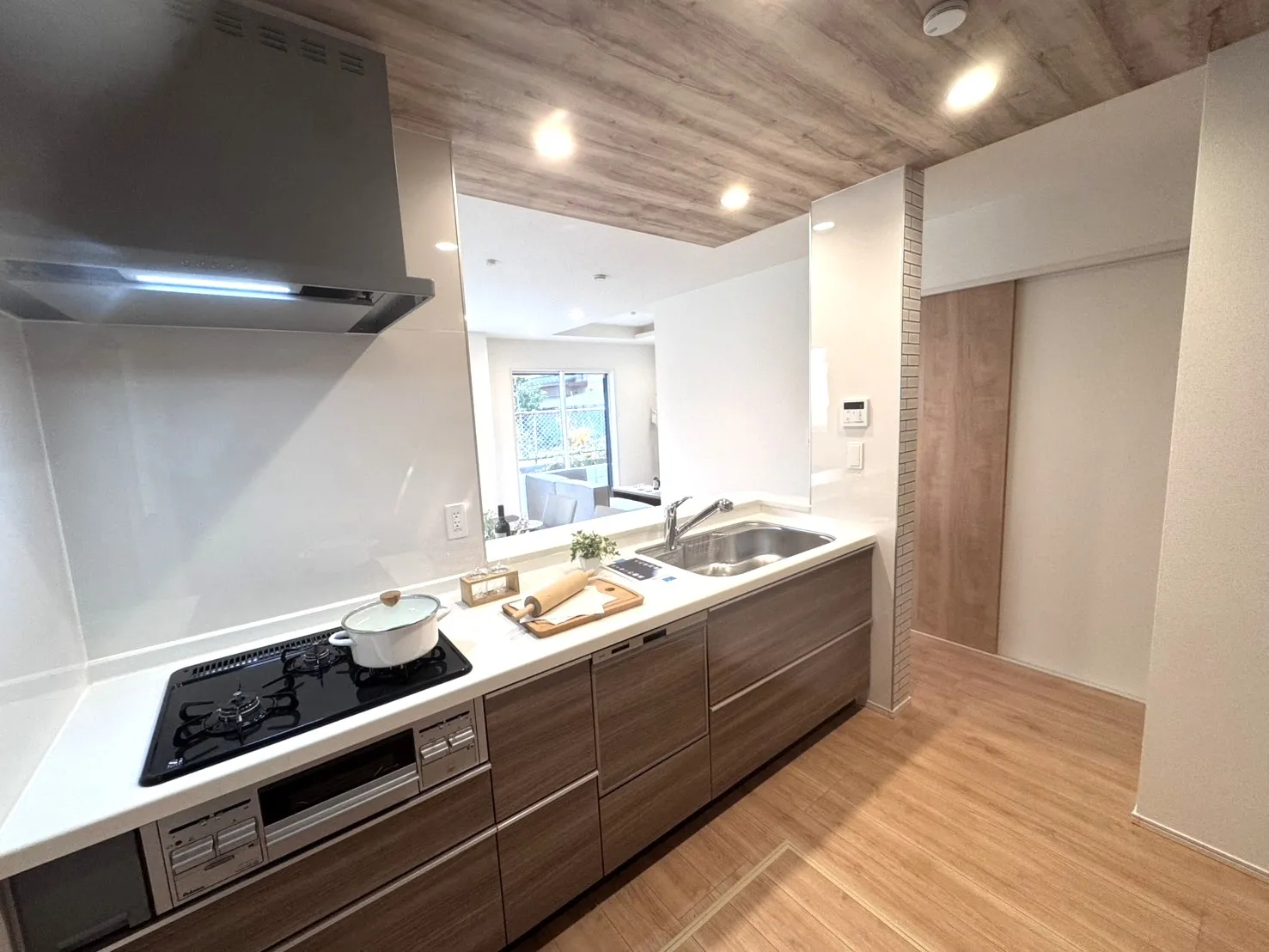 ☆1号棟　キッチン(モデル家具)☆