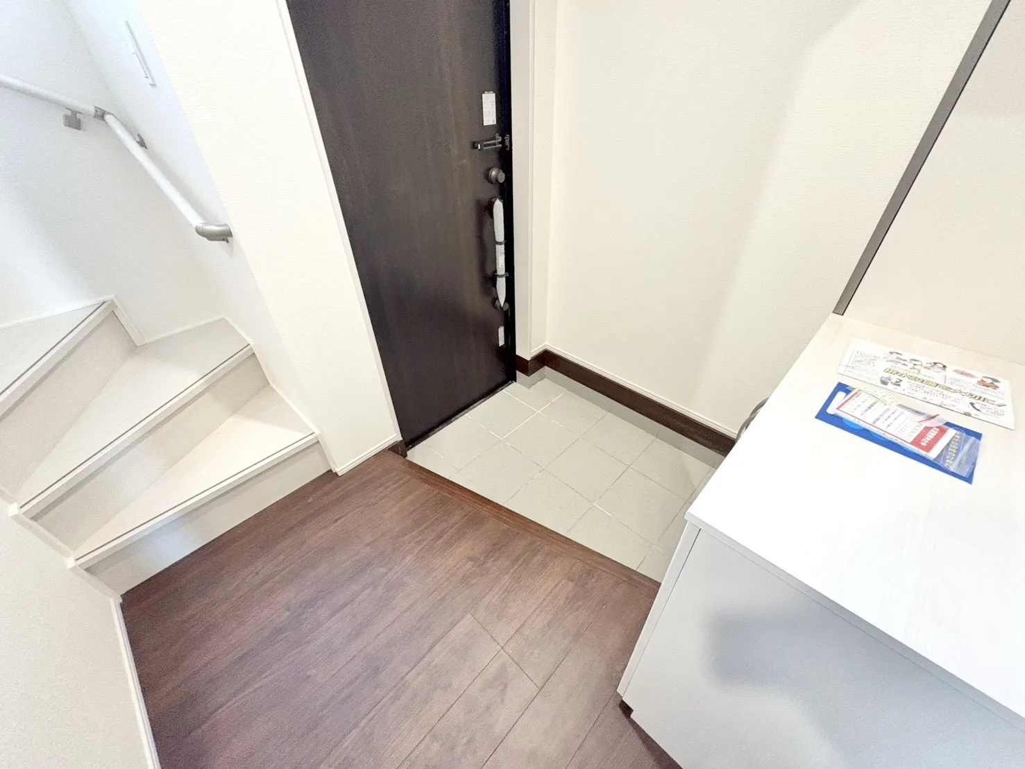 ☆2号棟　玄関☆