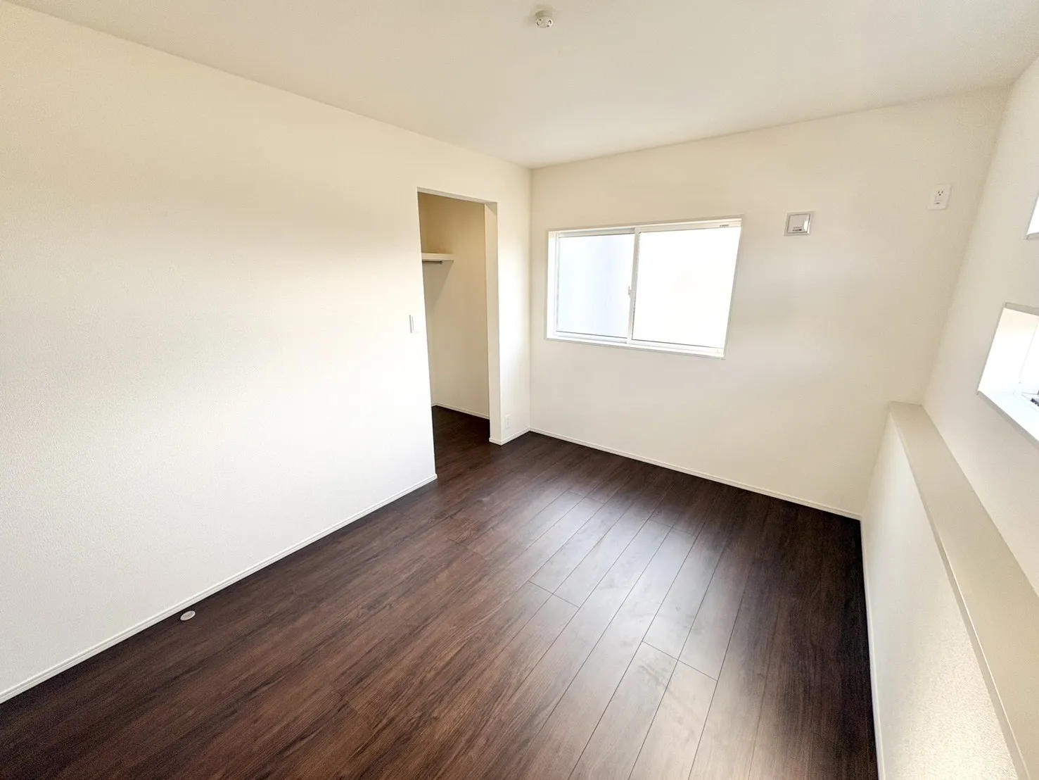 ☆2号棟　6.21畳洋室☆