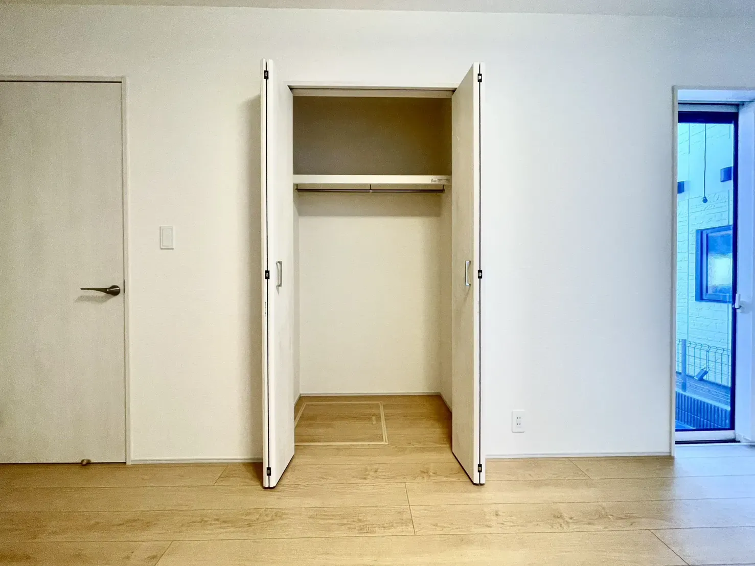 【クローゼット】