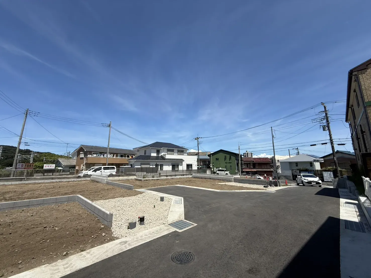 販売現地