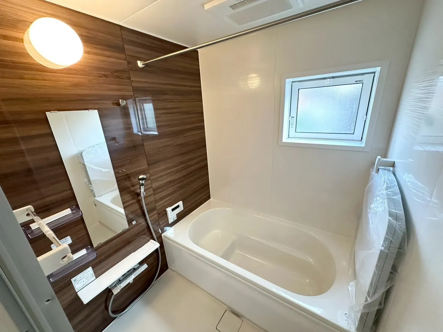 1号棟:室内乾燥機付き浴室