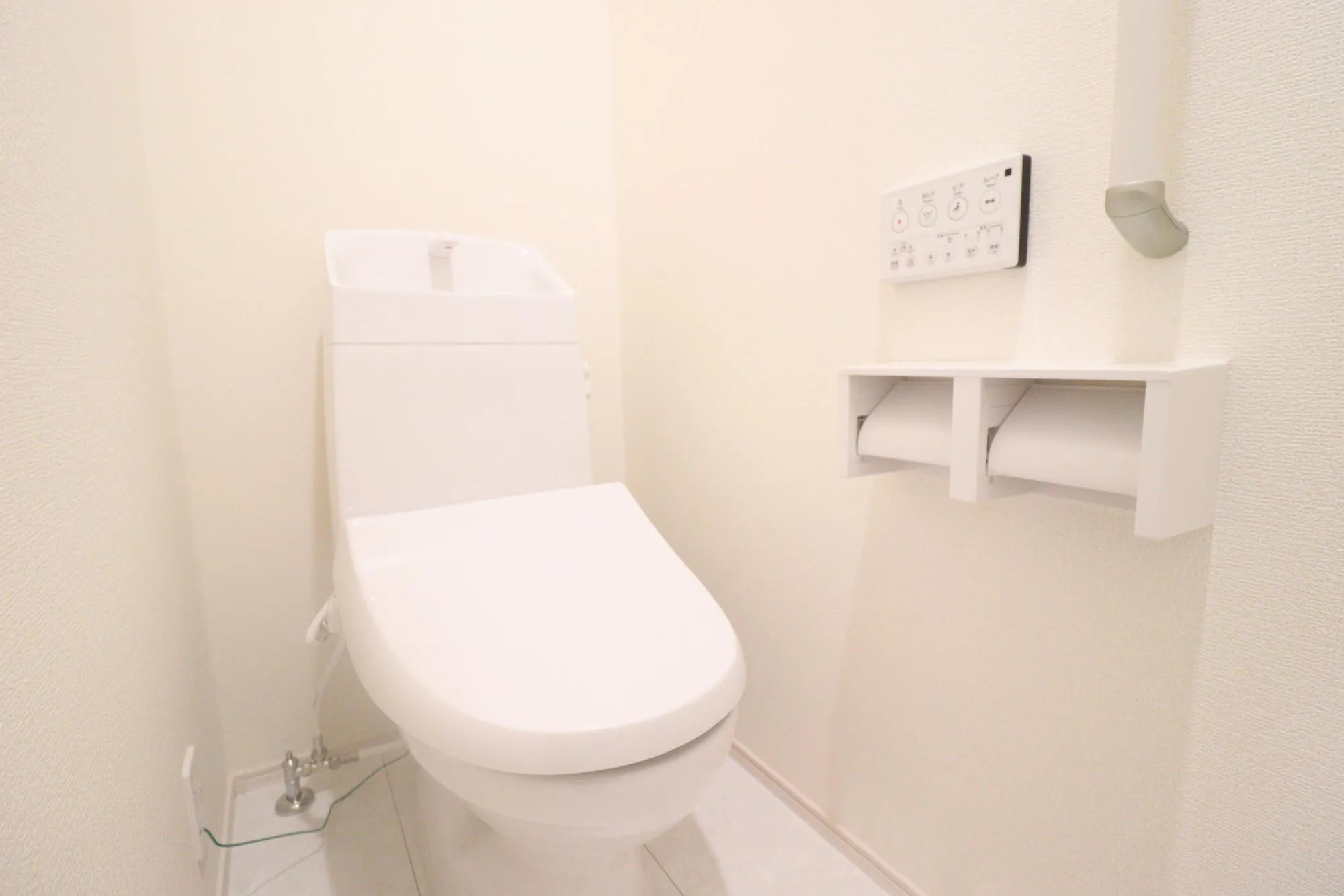 【1Fトイレ/2号棟】