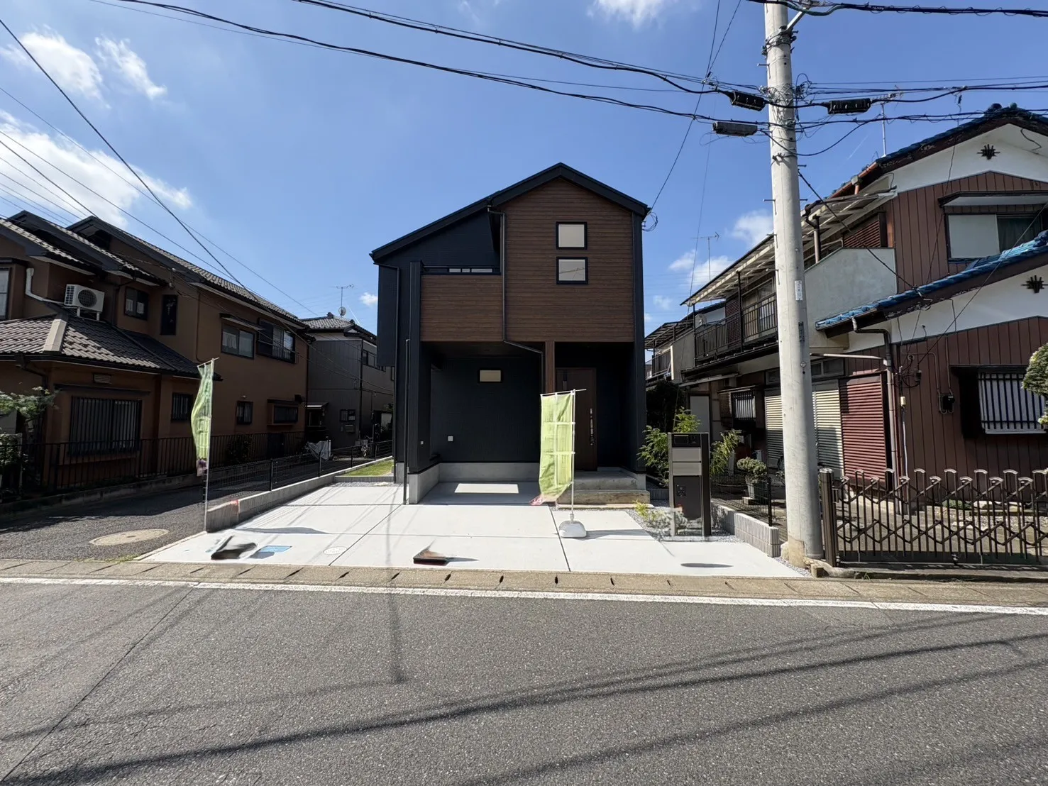 【販売現地】カースペース並列2台確保♪