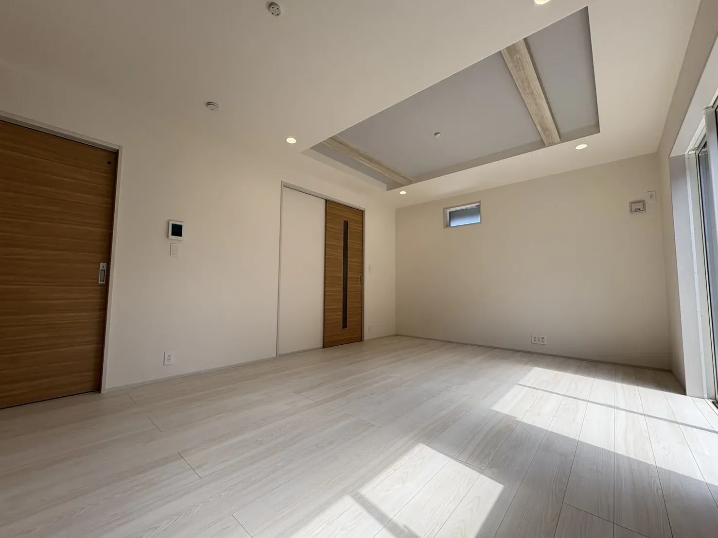 【リビング】日当たり良好なリビングです♪