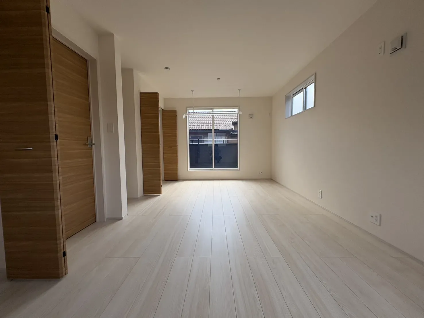 【主寝室】2つの部屋にアレンジできるフレキシブルルーム