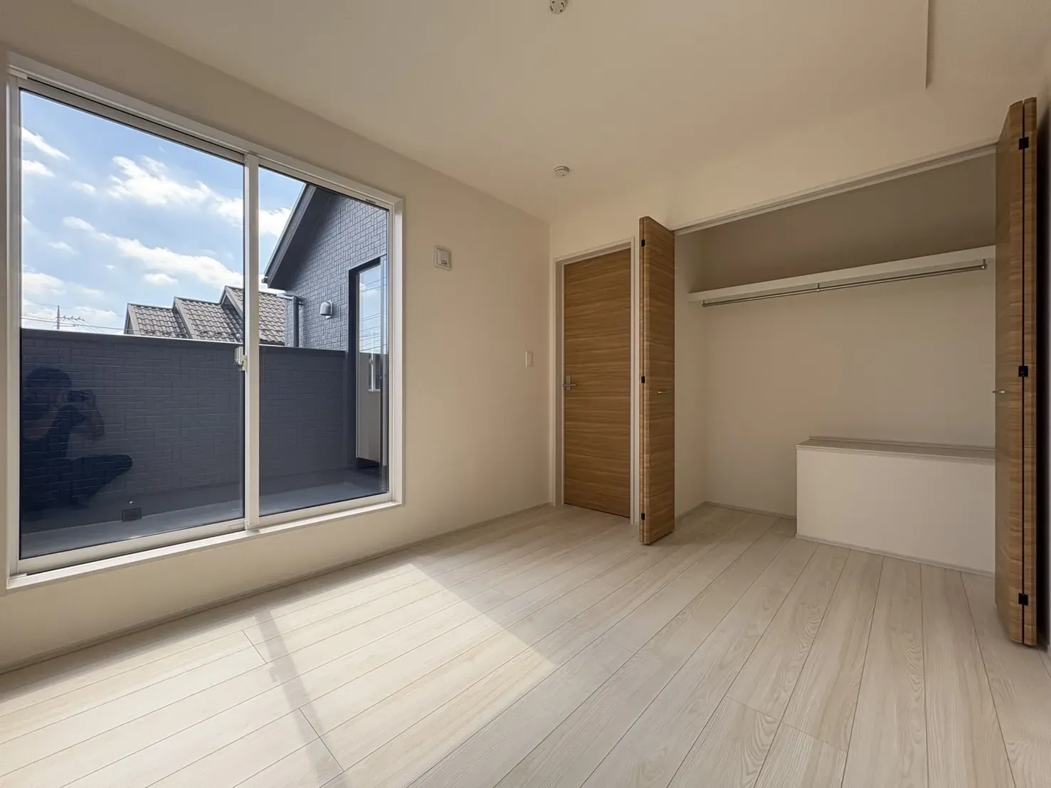 【洋室】使い勝手の良いサイズのお部屋です!