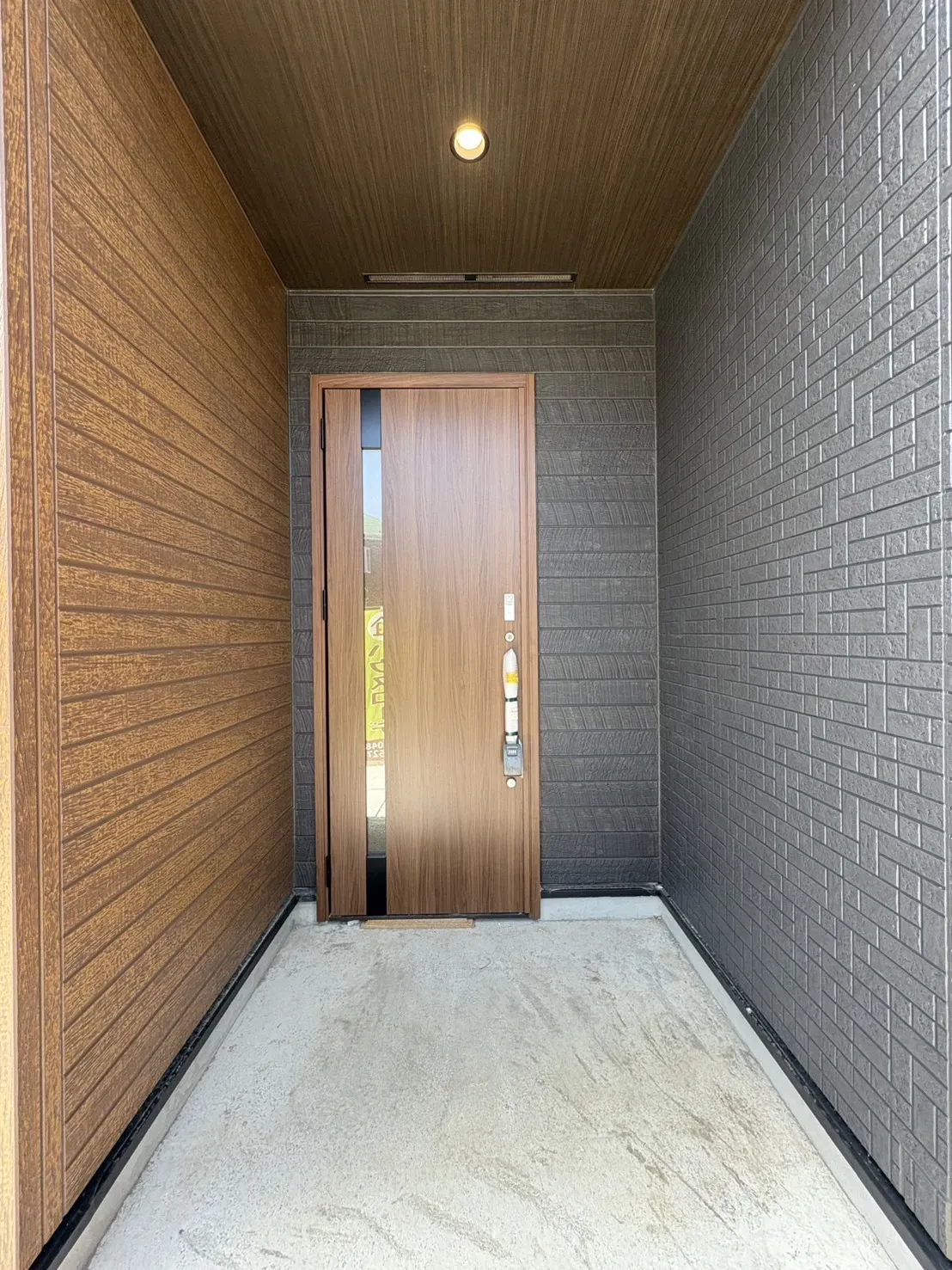 【玄関設備】らくらく施解錠のスマートキーです♪