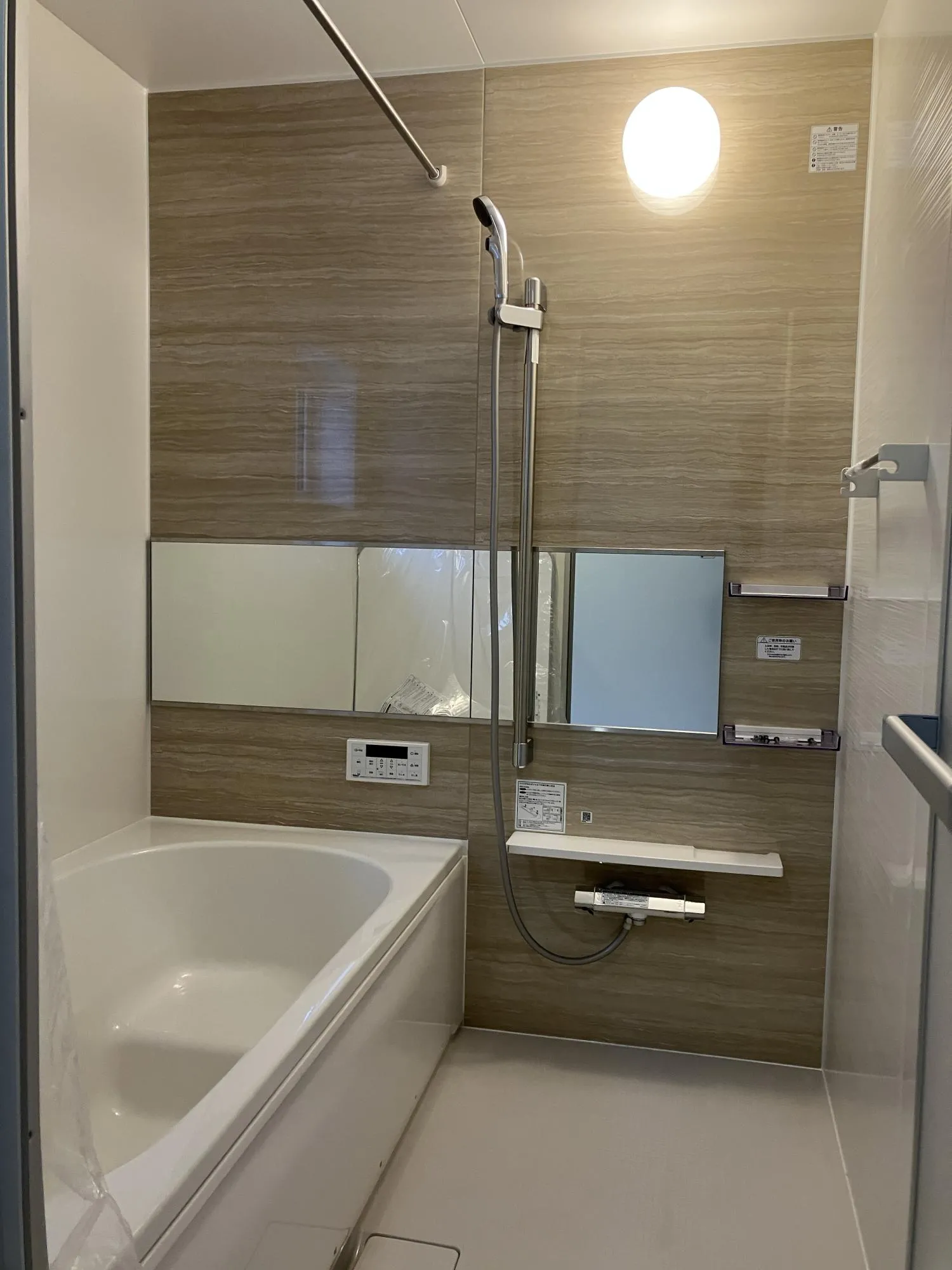【1号棟　1階　浴室】