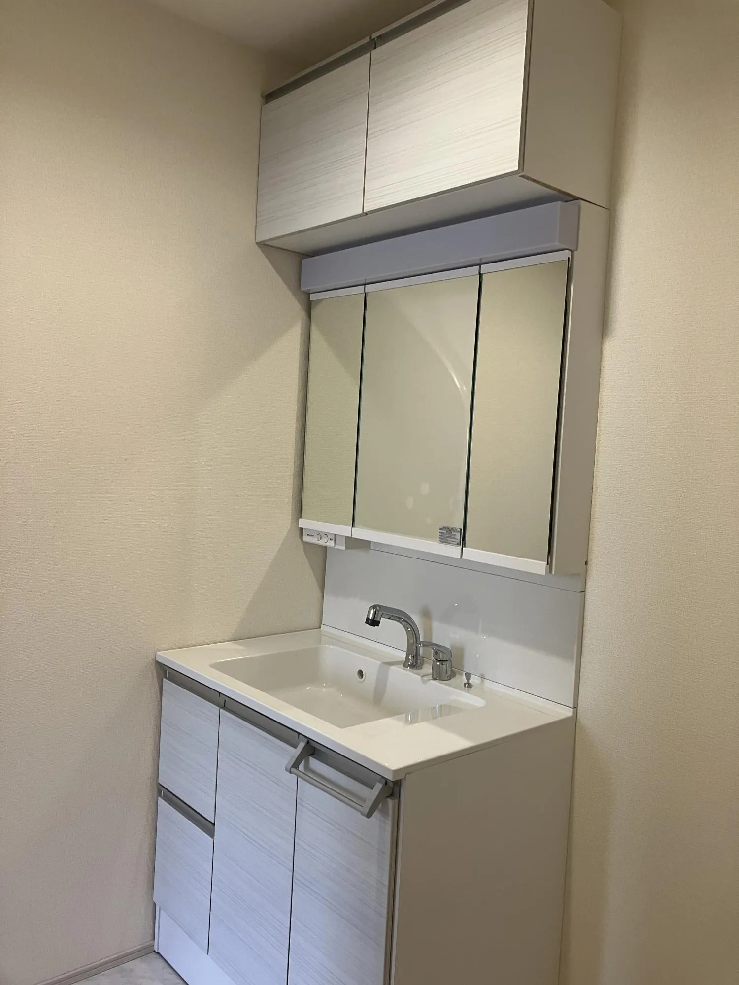 【1号棟　1階　洗面所】