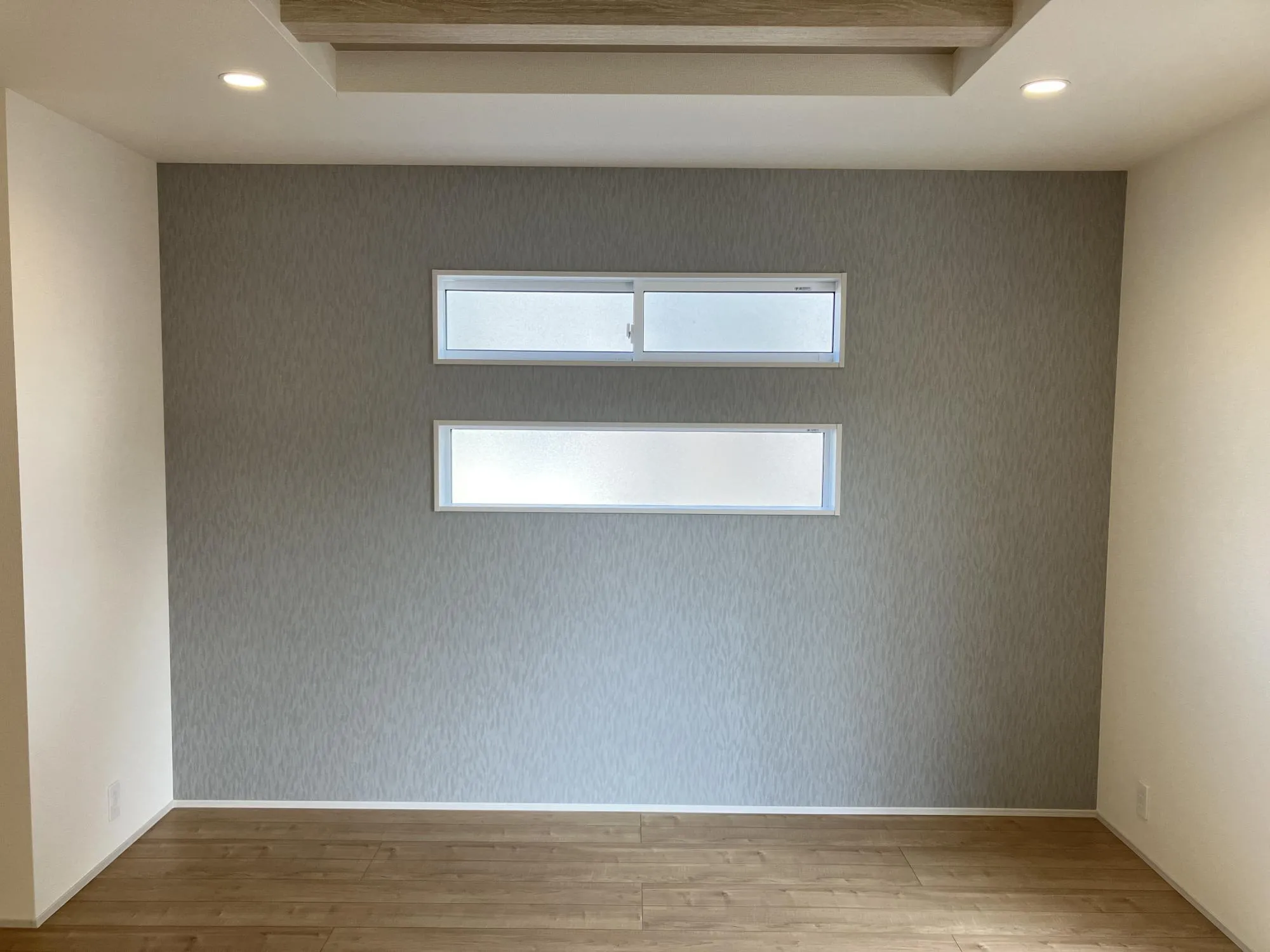 【1号棟　1階　LDK(20.75帖)】