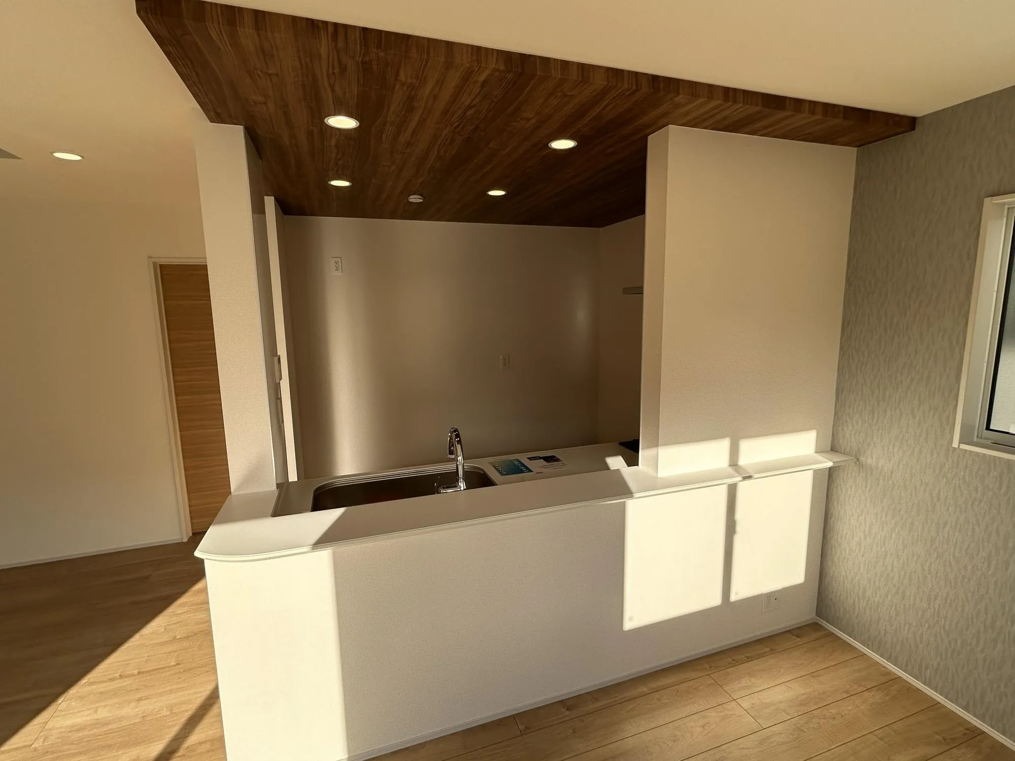 【3号棟　1階　キッチン】