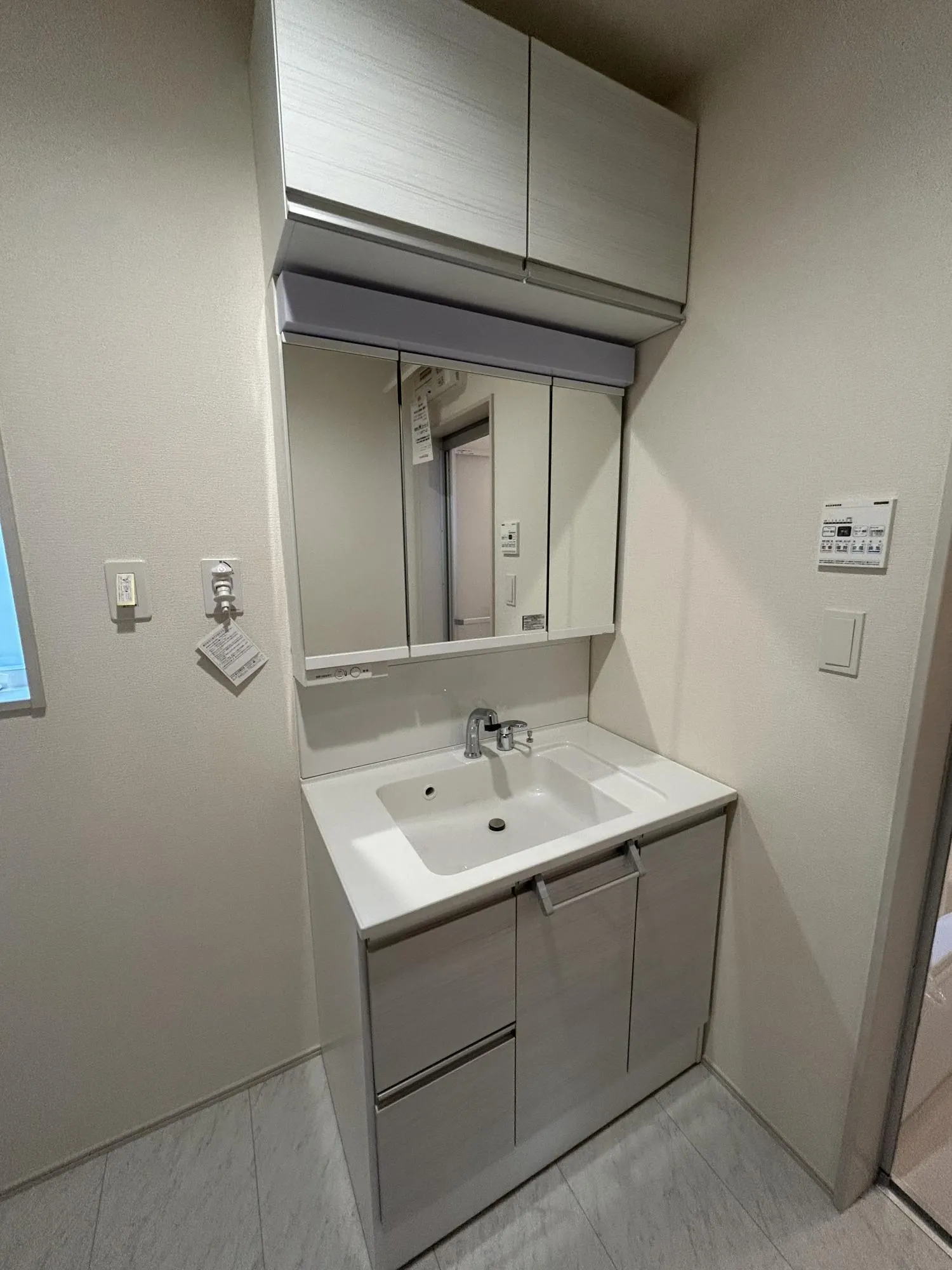 【3号棟　1階　洗面所】