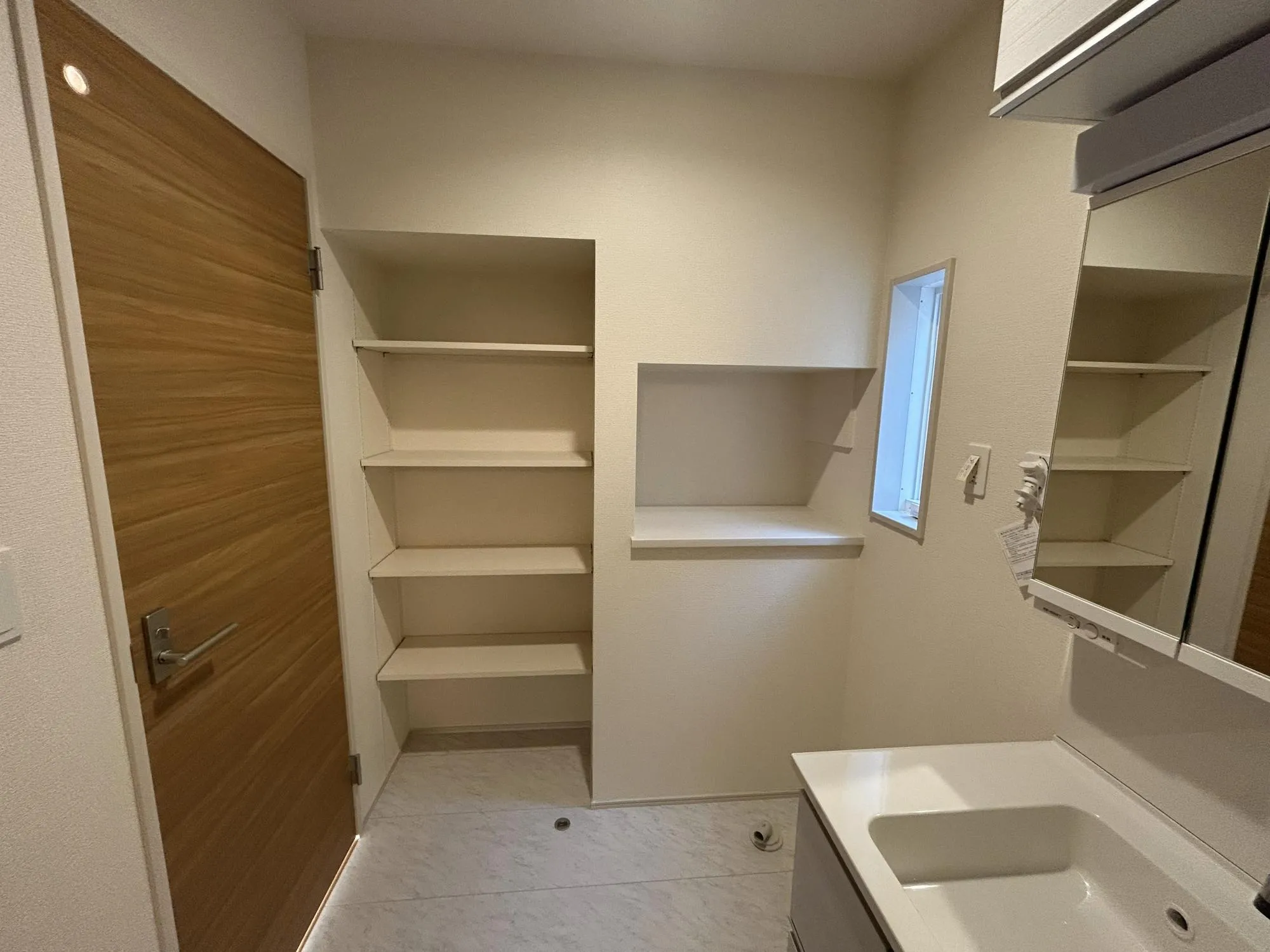 【3号棟　1階　洗面所】