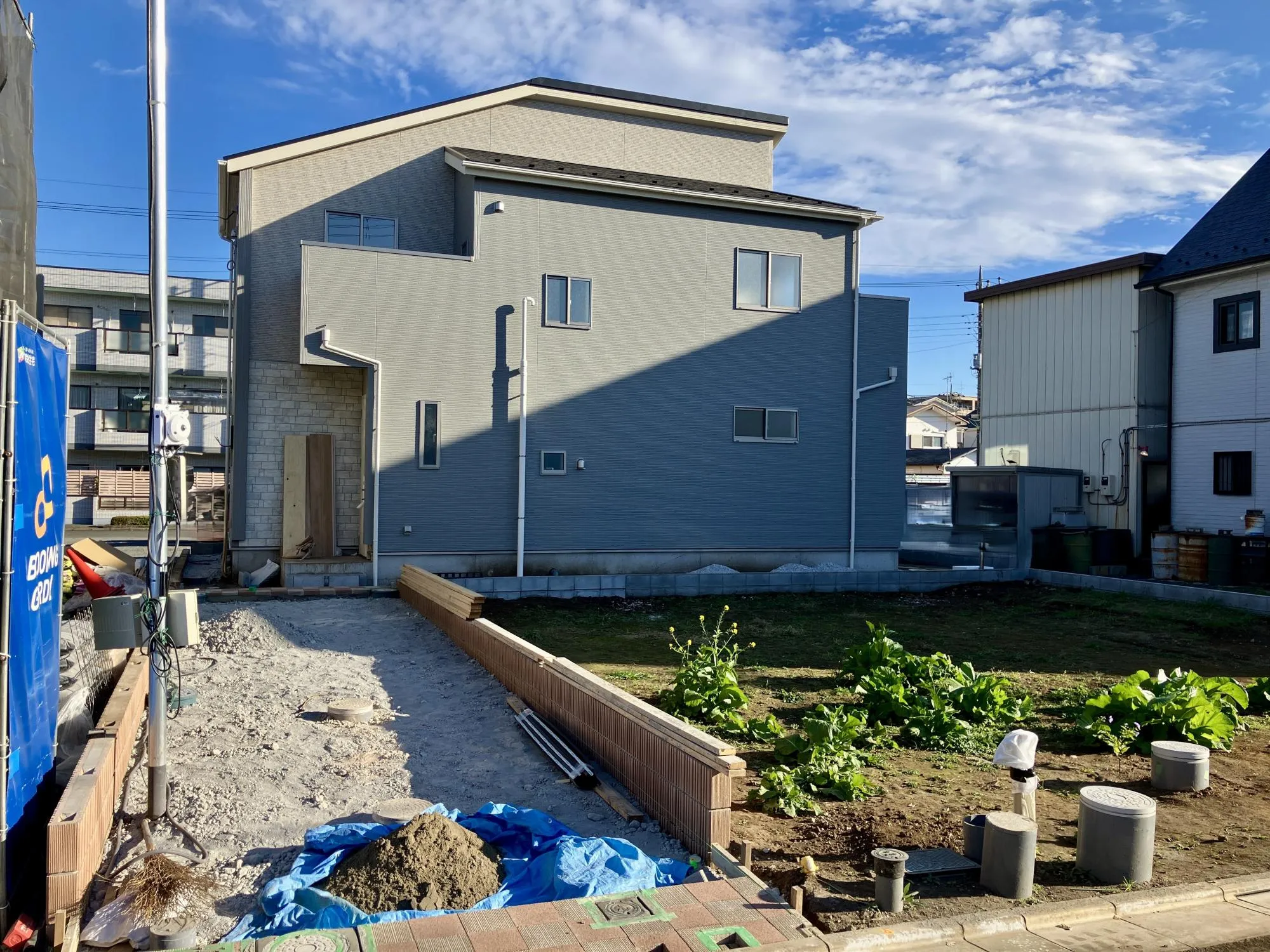 【4号棟 外観】